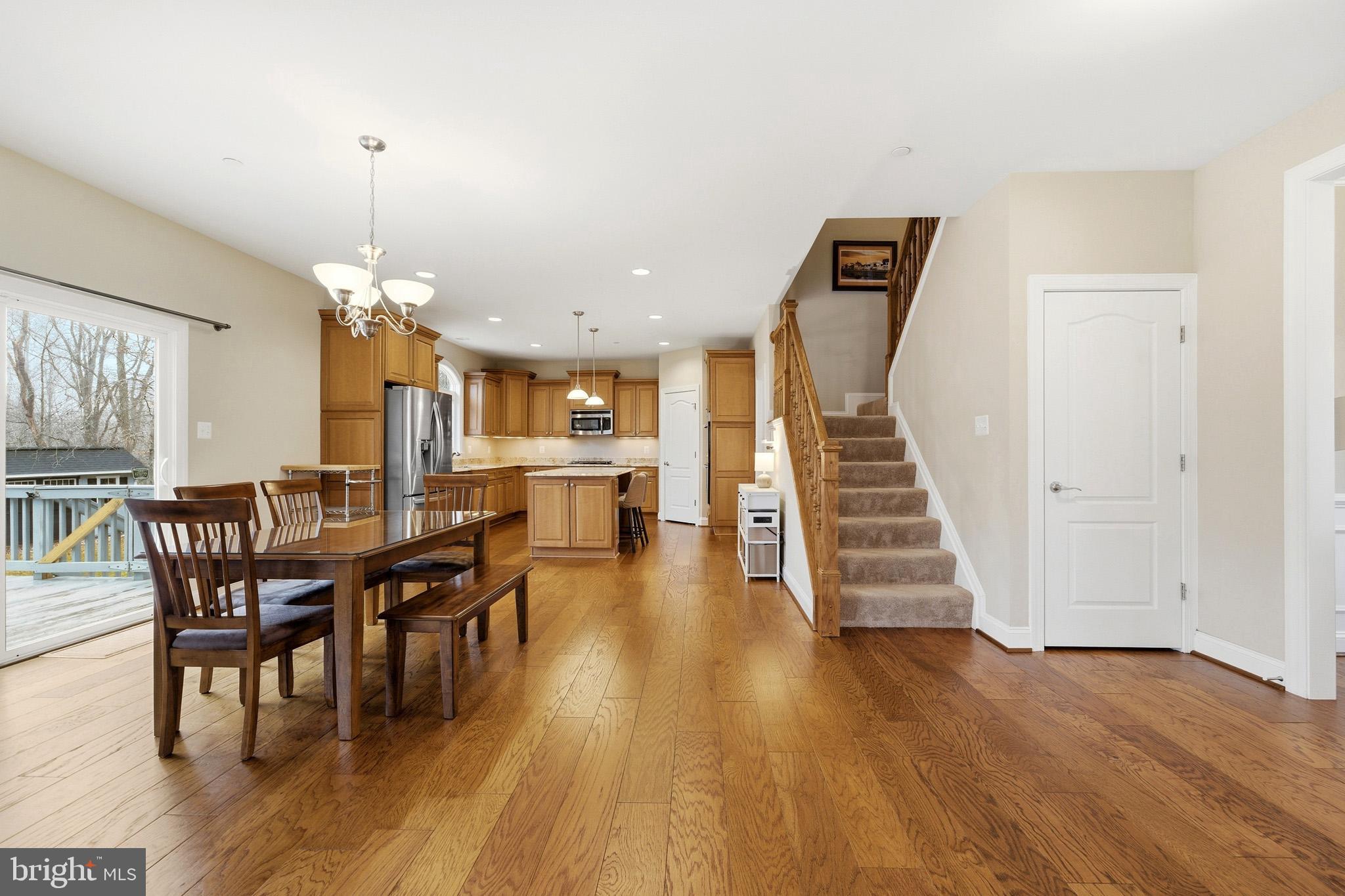 OAKLAND HALL - Residential