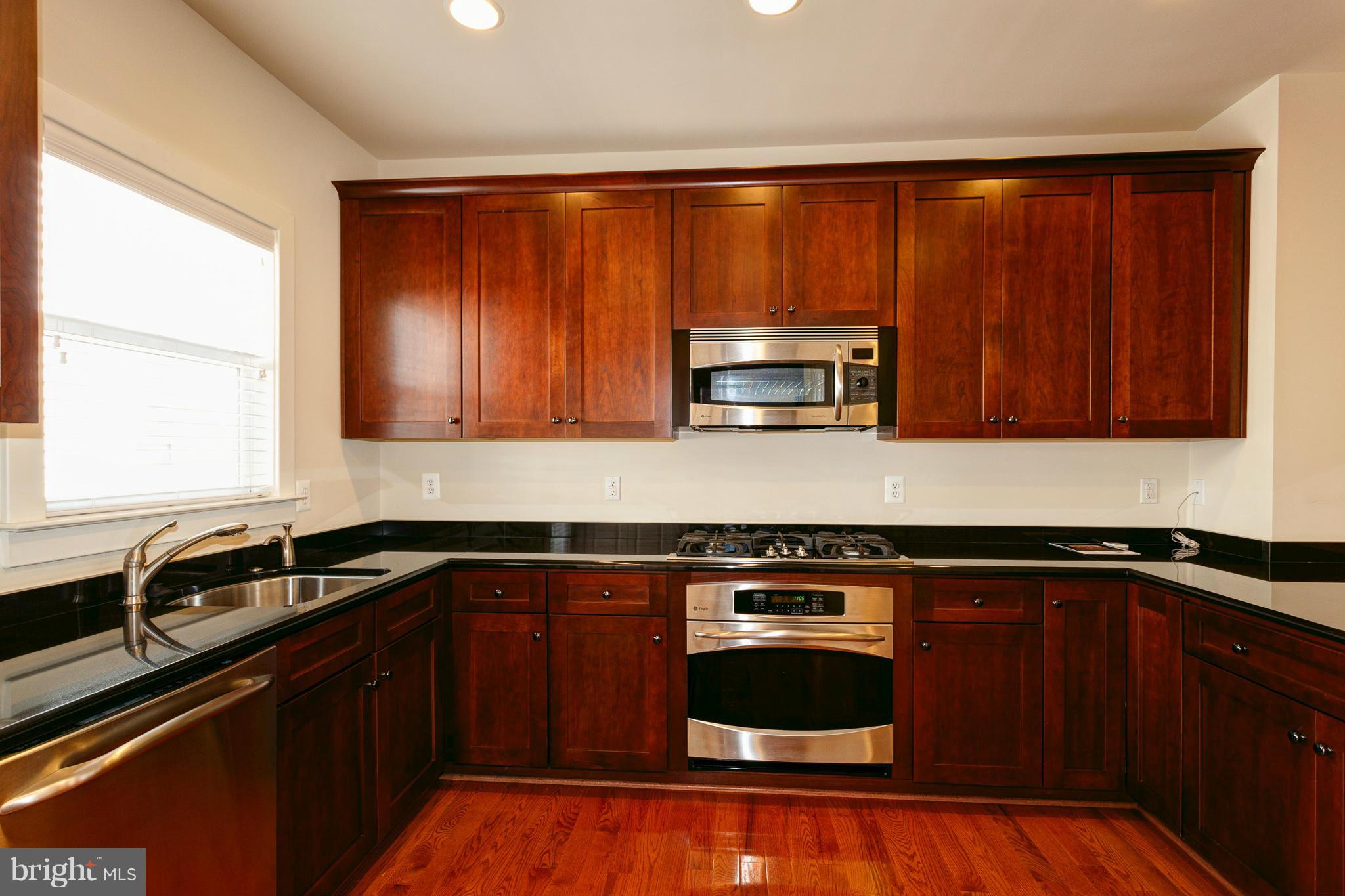 CENTERPOINTE - Residential