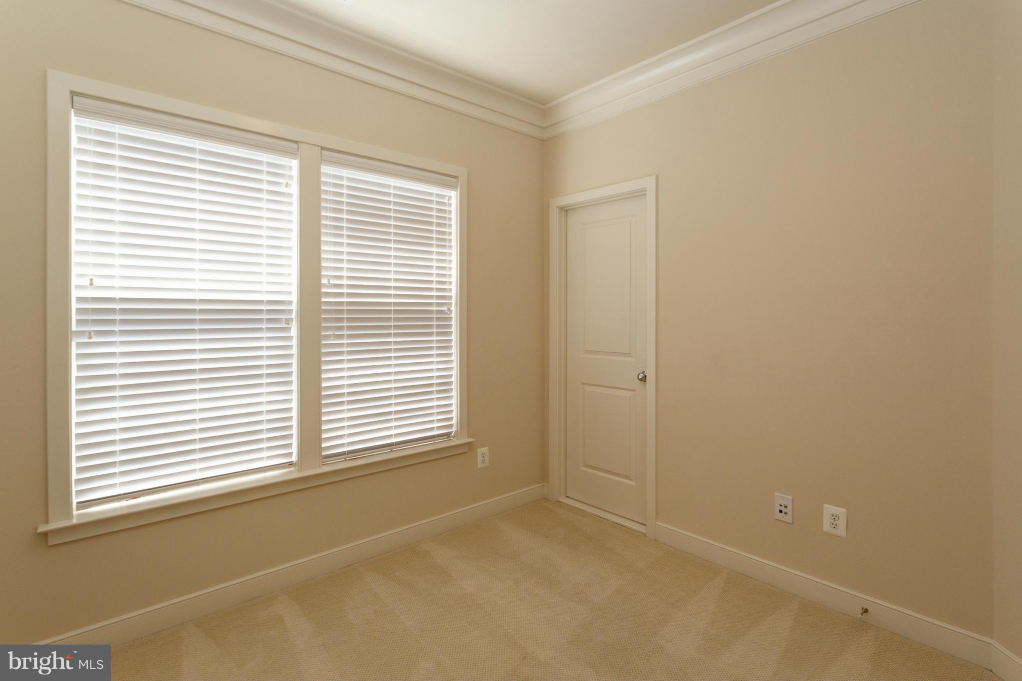 CENTERPOINTE - Residential