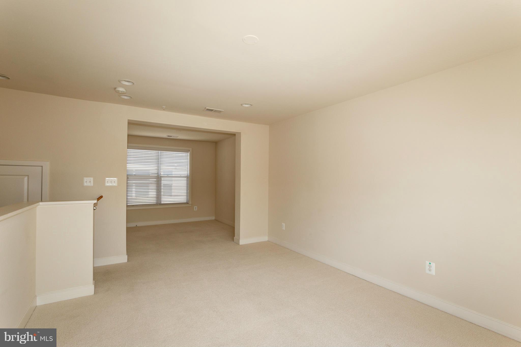 CENTERPOINTE - Residential