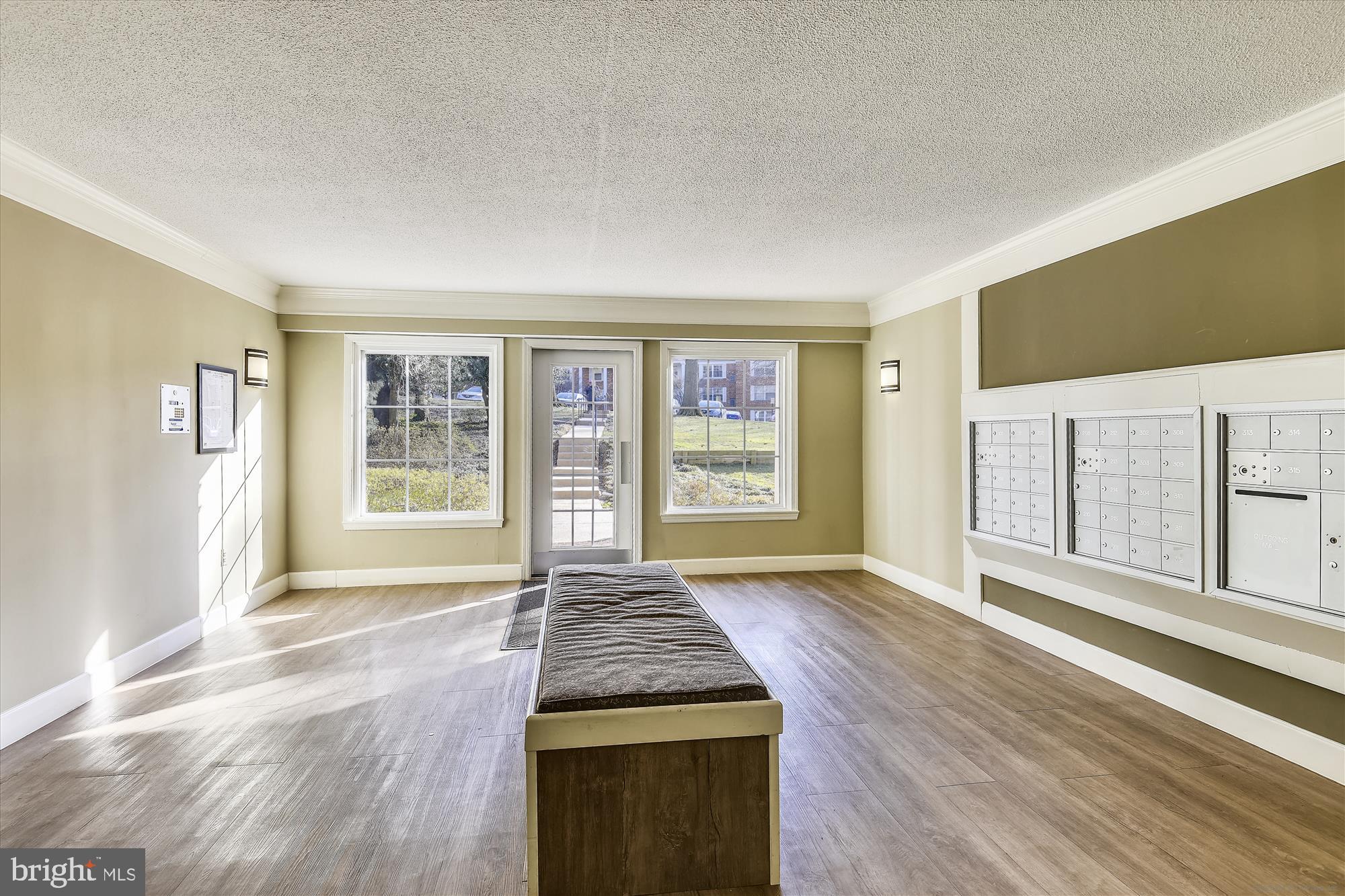 THE COLONIES - Residential