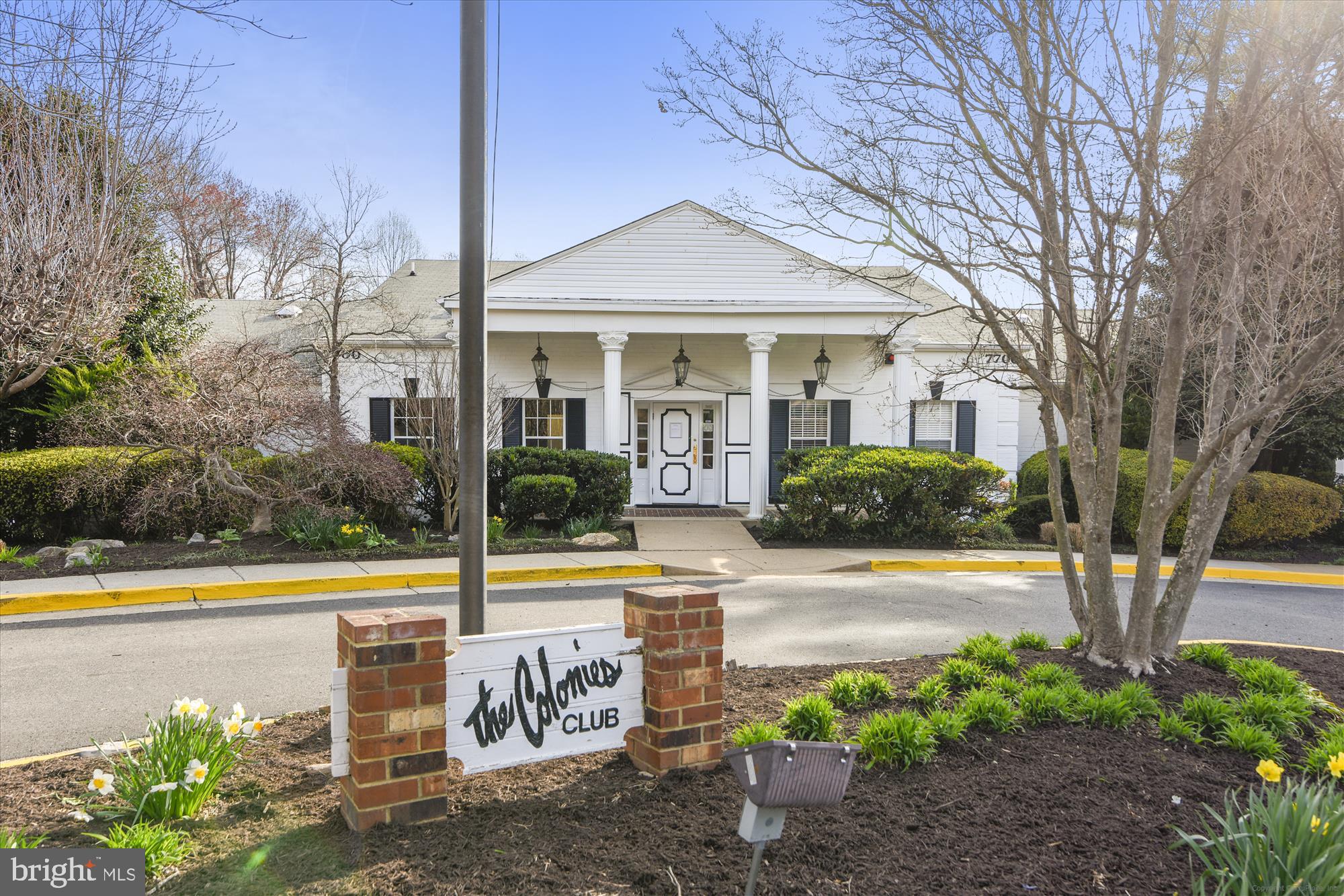 THE COLONIES - Residential