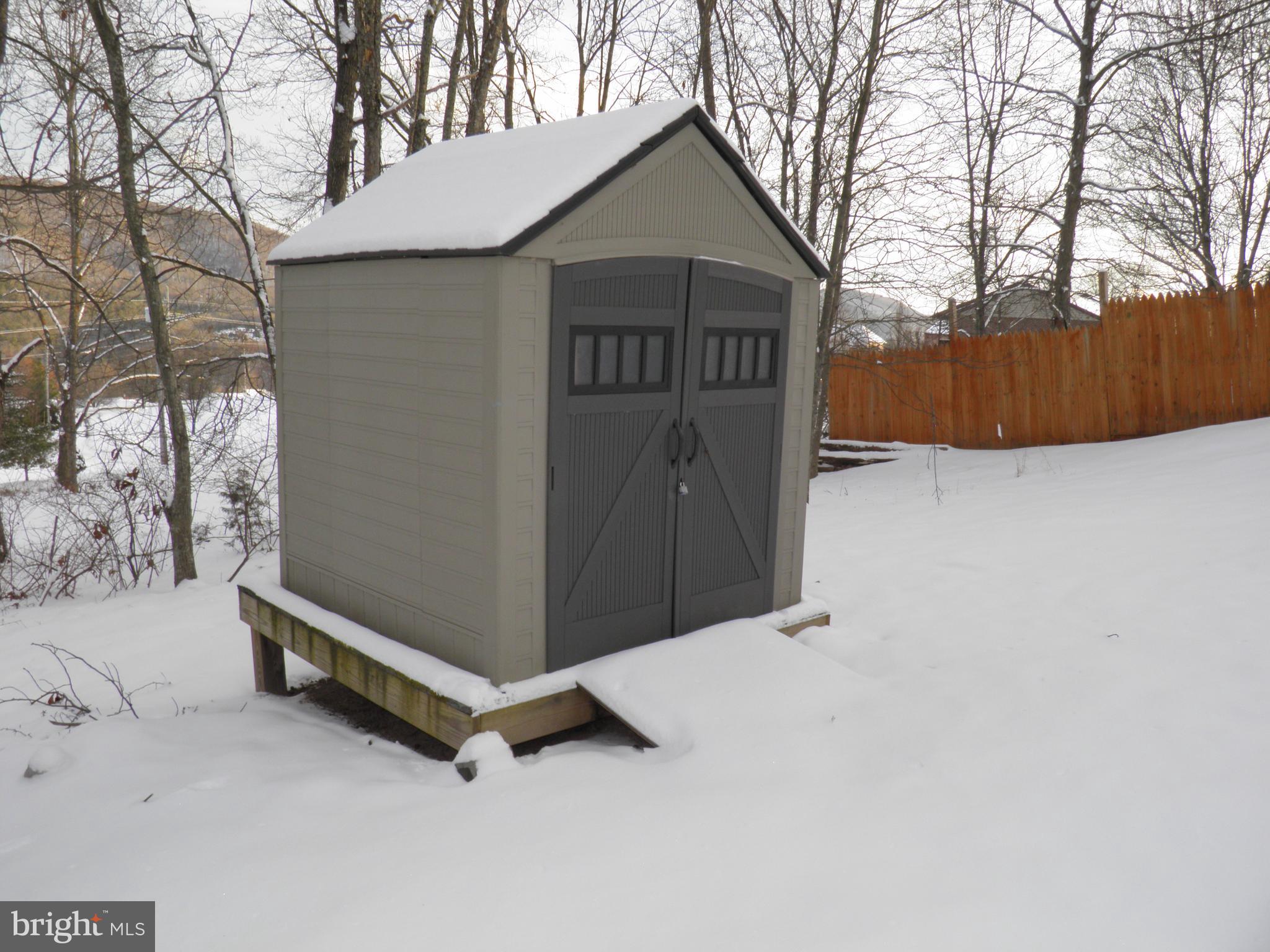 ANDERSON HILL - Residential