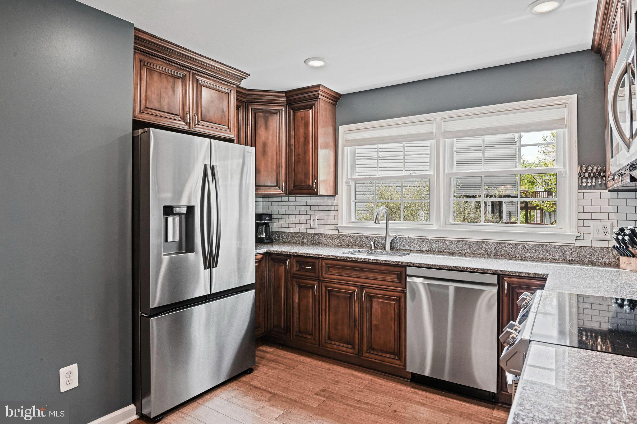 COUNTRYSIDE - Residential