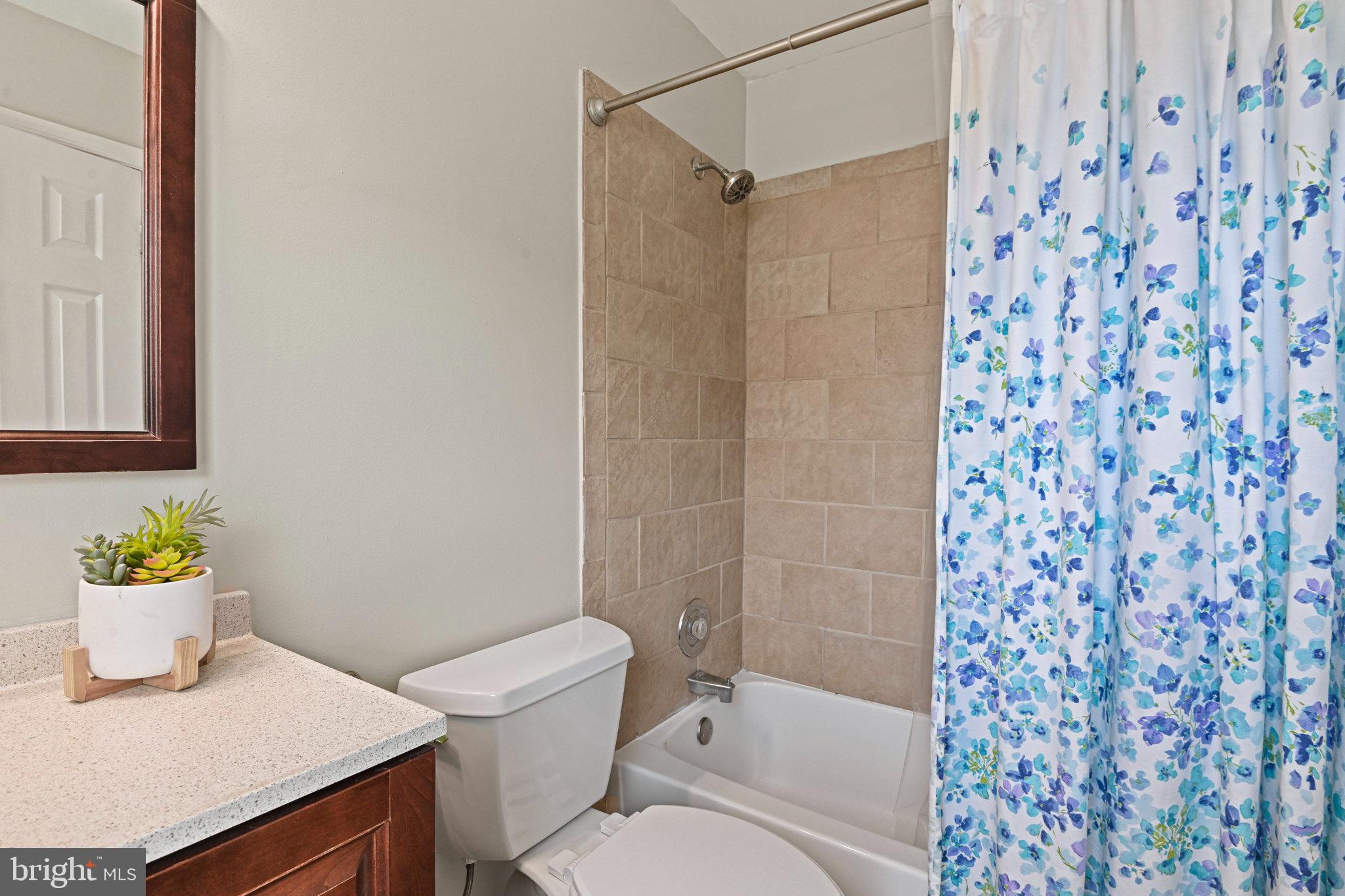 COUNTRYSIDE - Residential