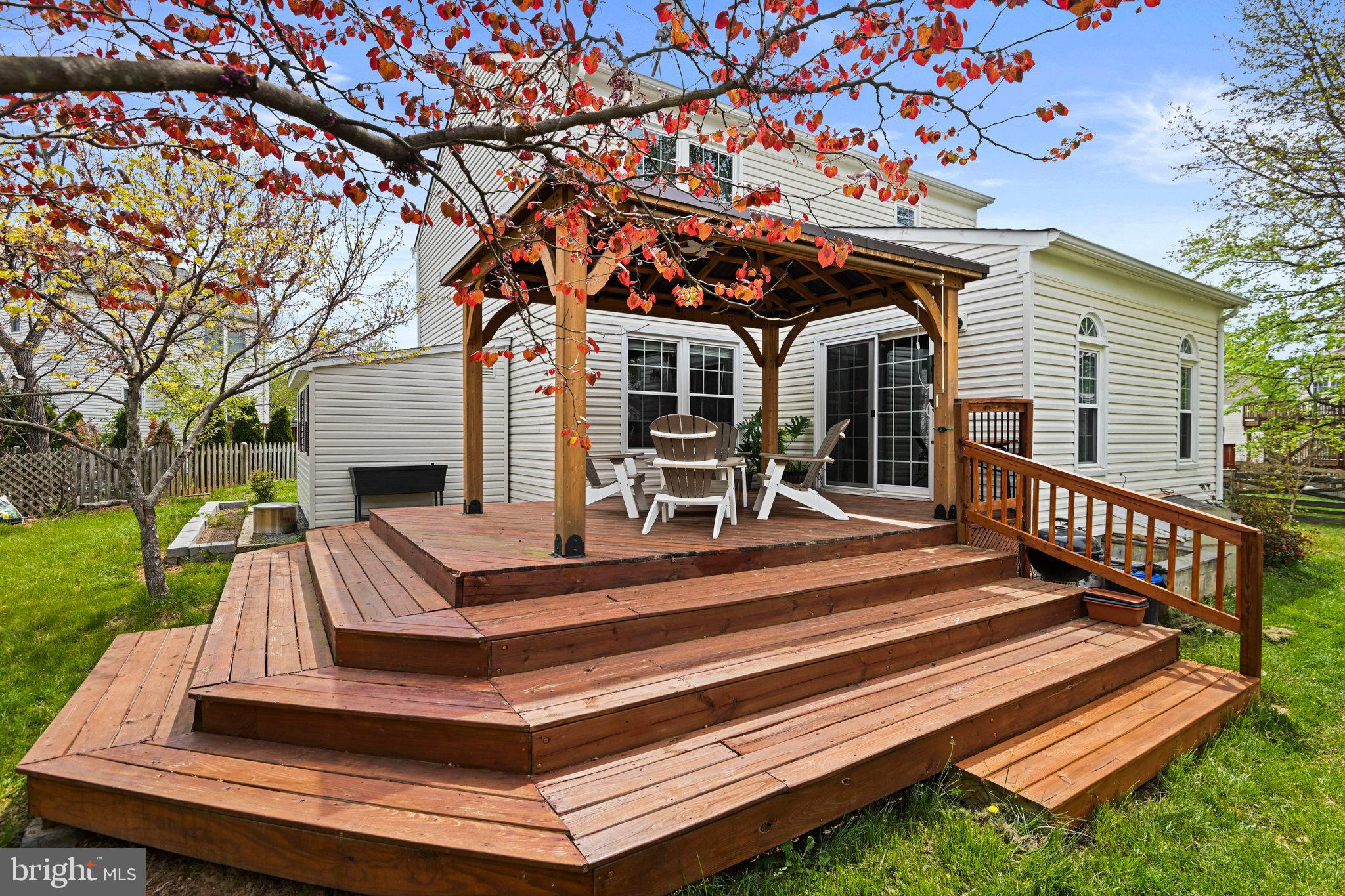 COUNTRYSIDE - Residential