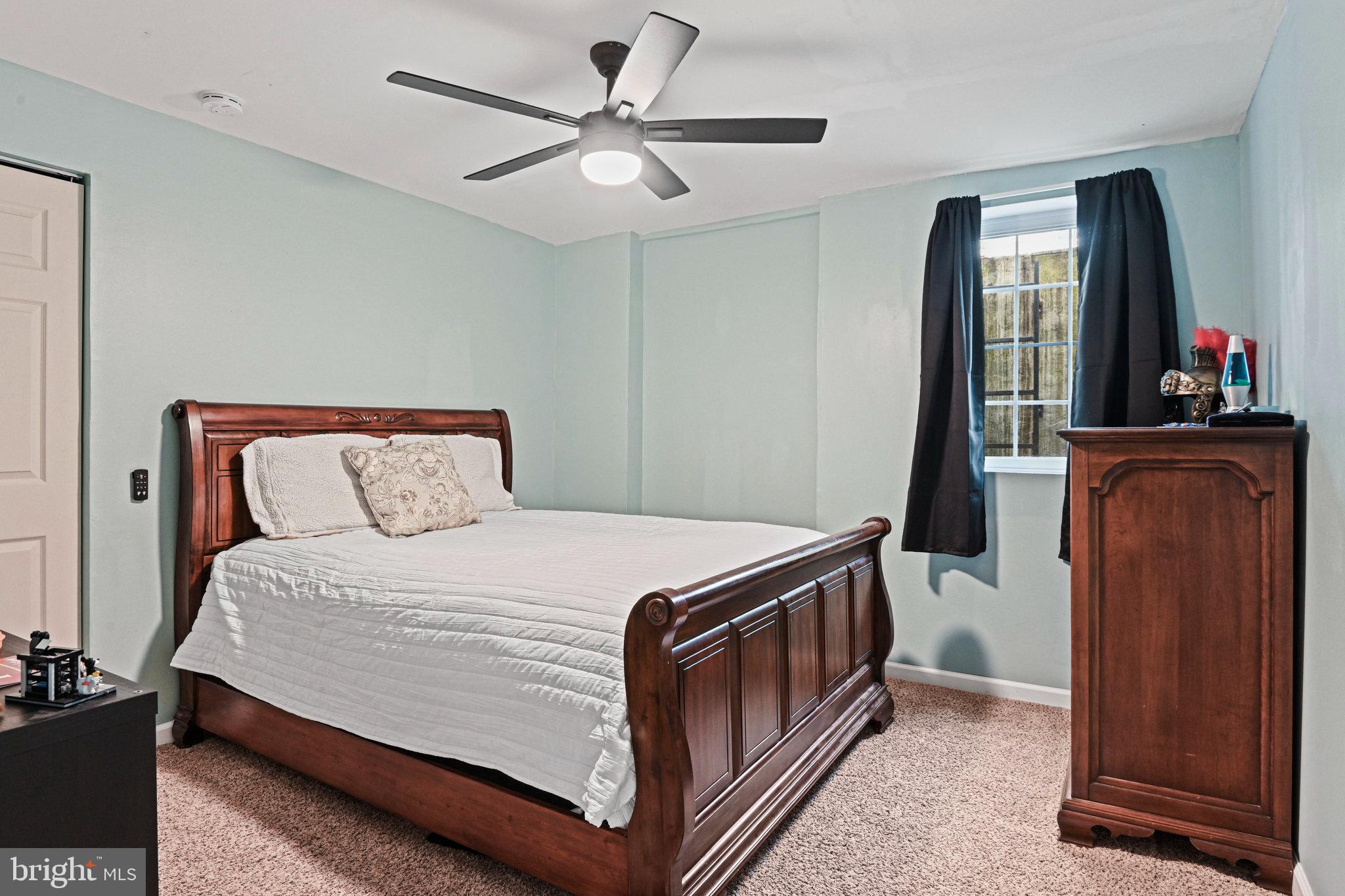 COUNTRYSIDE - Residential