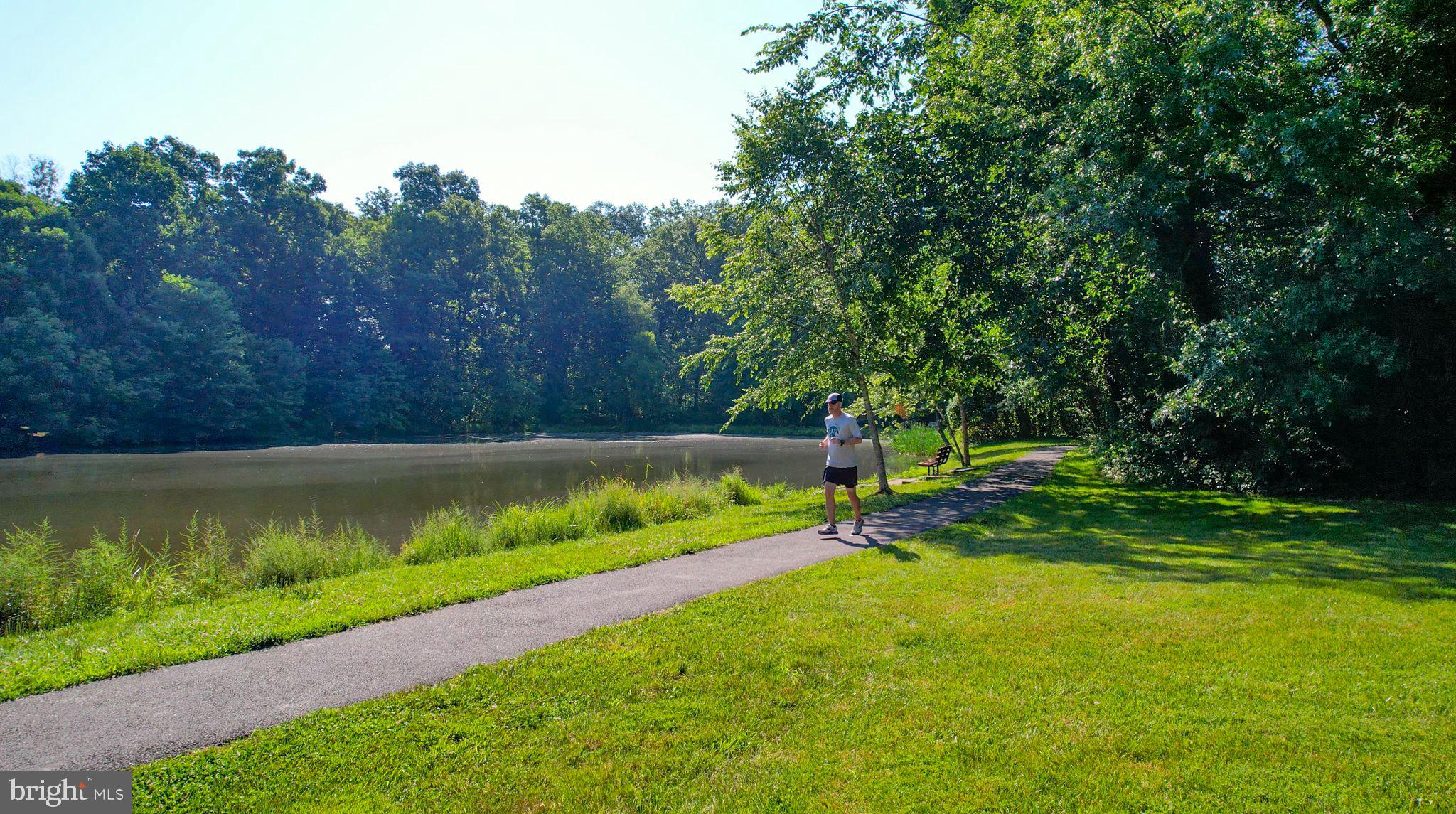 COUNTRYSIDE - Residential