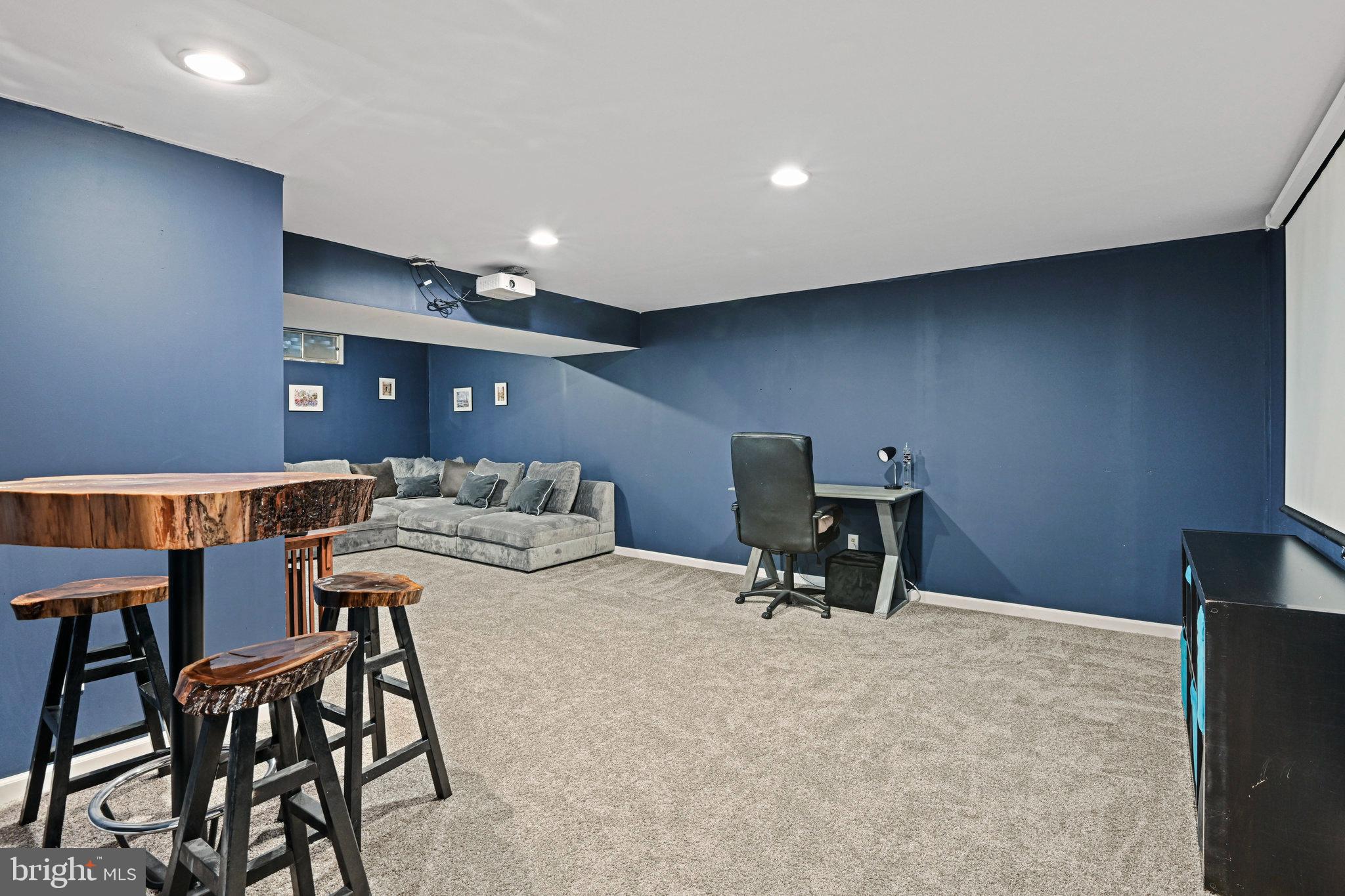 COUNTRYSIDE - Residential