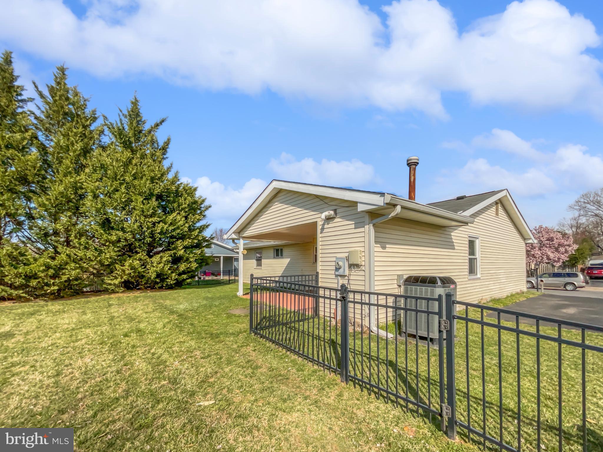 STERLING  PARK - Residential