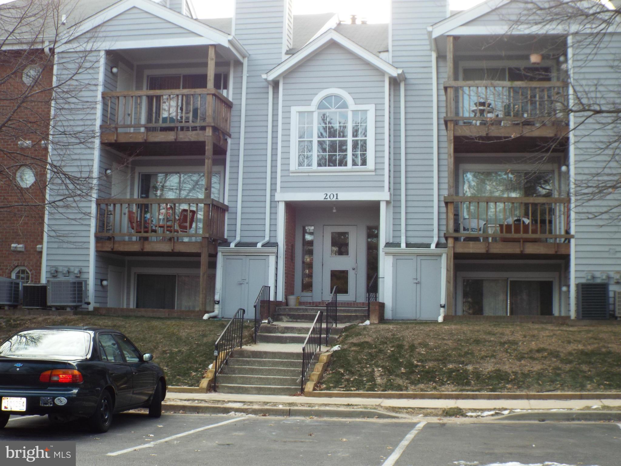 CROMWELL FOUNTAIN - Residential Lease