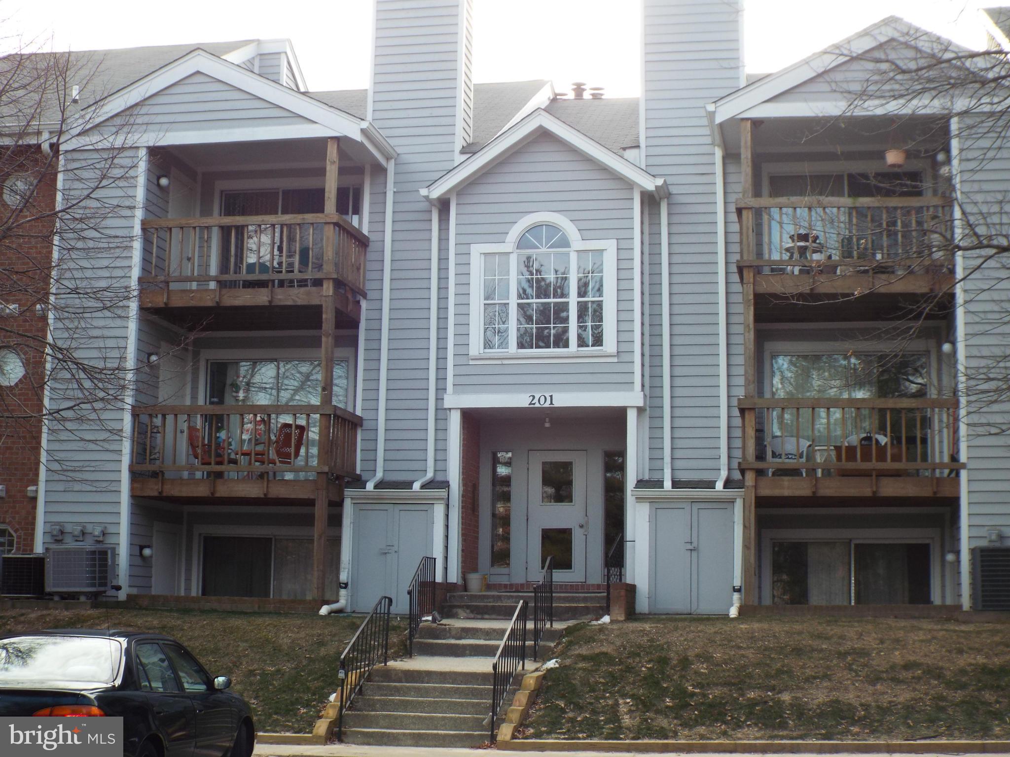 CROMWELL FOUNTAIN - Residential Lease