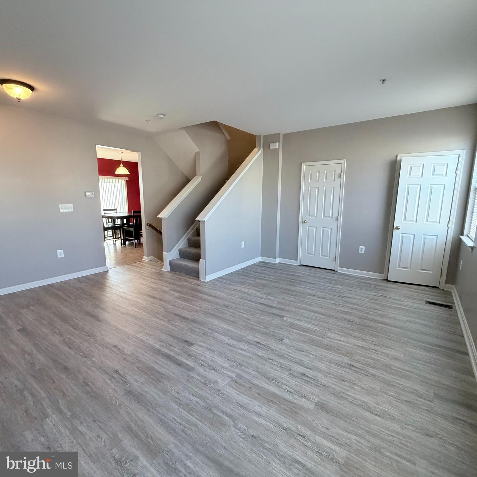 SUNSET TOWNHOMES - Residential