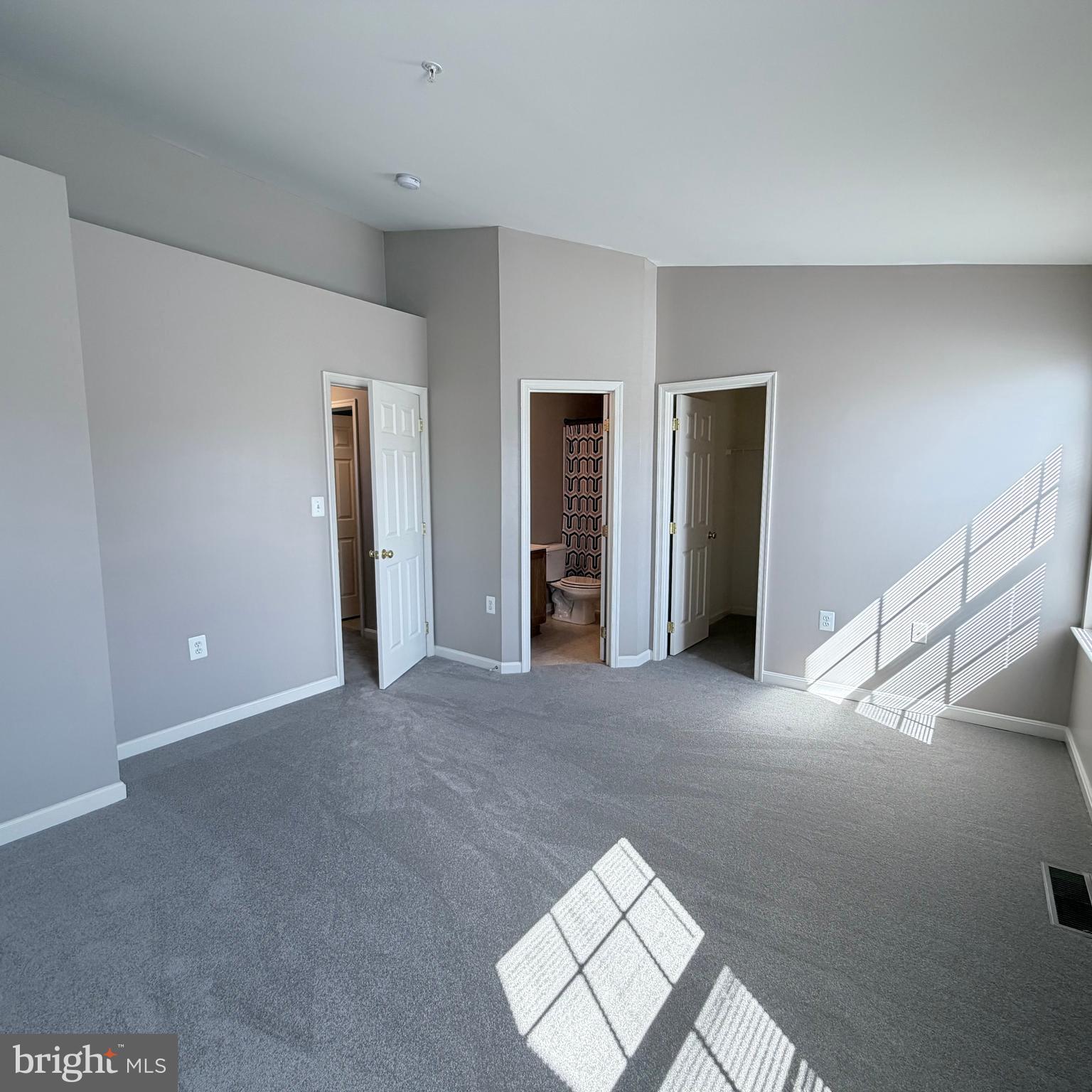 SUNSET TOWNHOMES - Residential