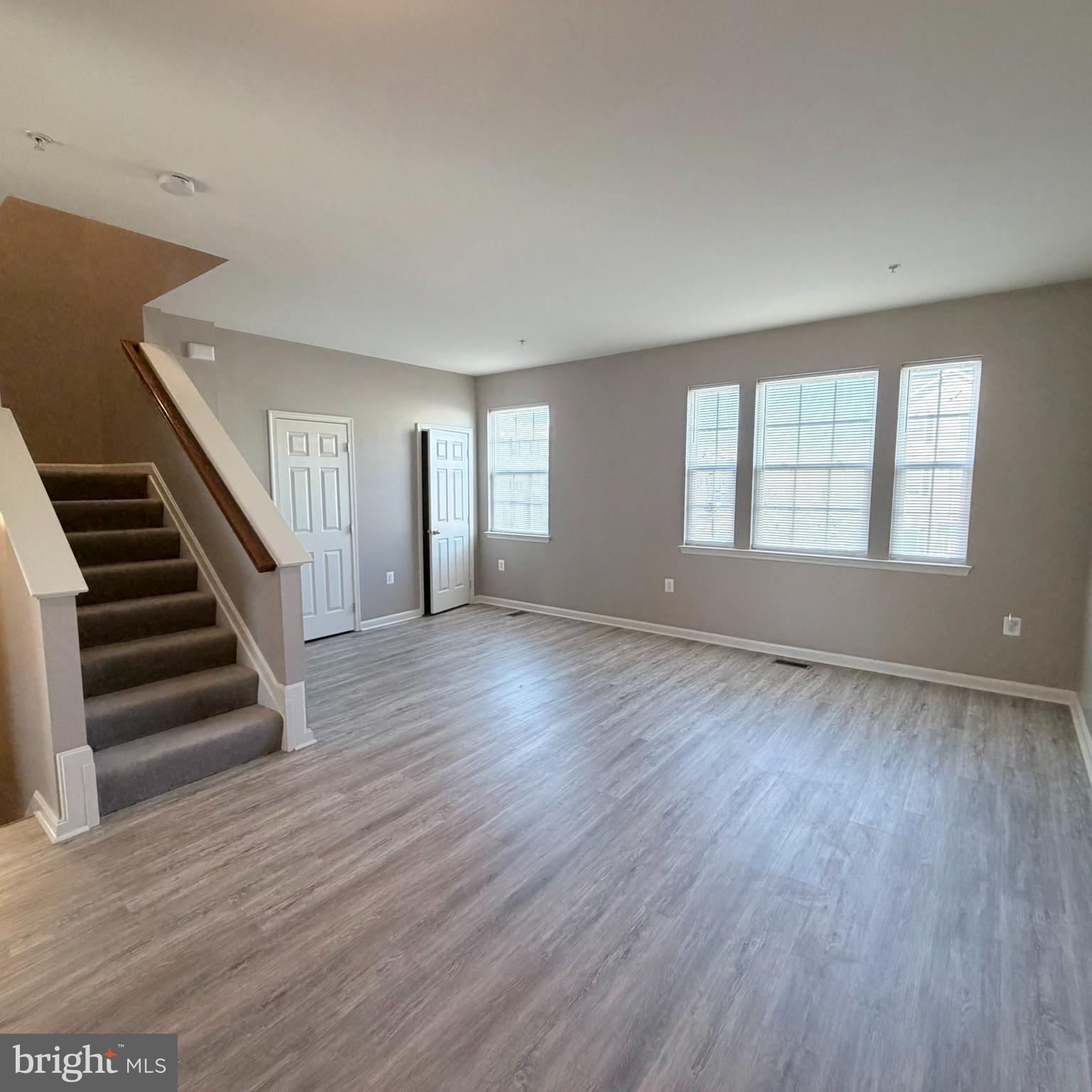 SUNSET TOWNHOMES - Residential