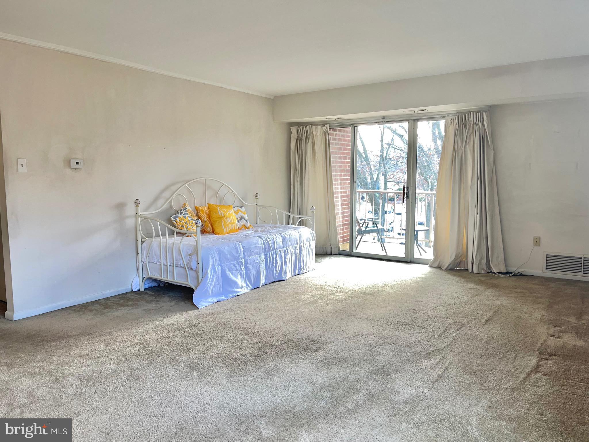 GLENHARDIE CONDOS - Residential