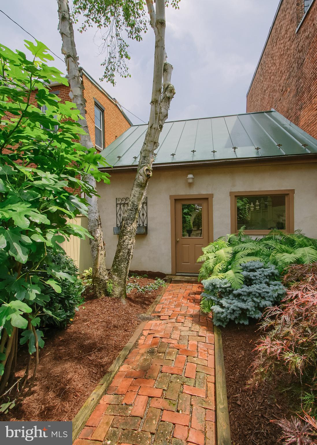 HISTORIC MIDTOWN - Residential