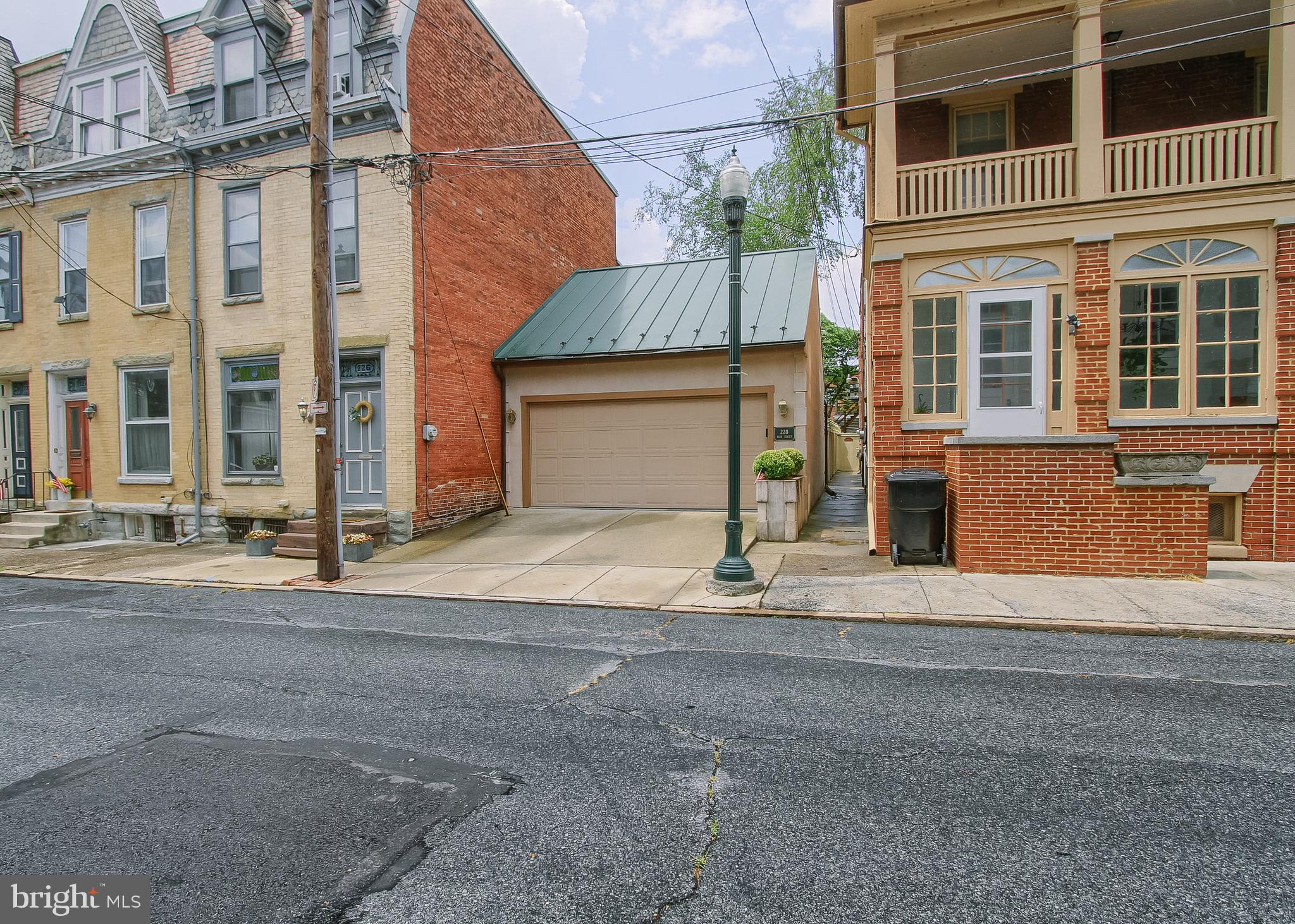 HISTORIC MIDTOWN - Residential