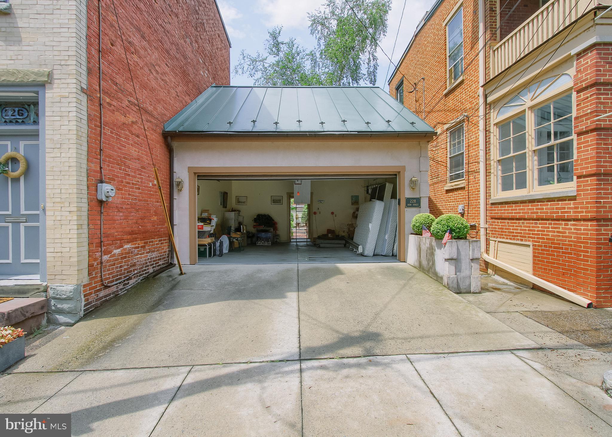 HISTORIC MIDTOWN - Residential