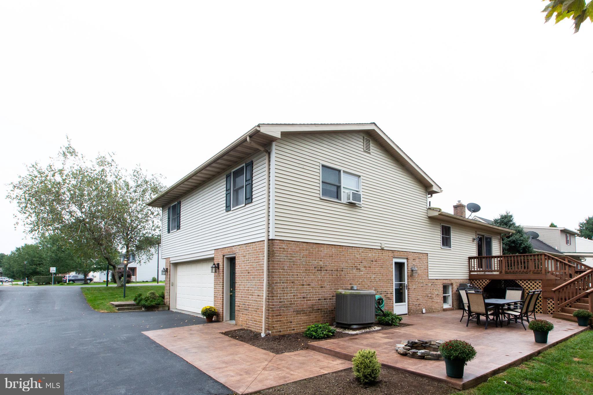 LINCOLN GARDENS - Residential