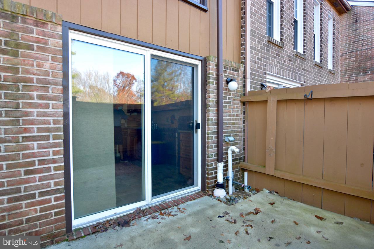 FLYING HILLS - Residential