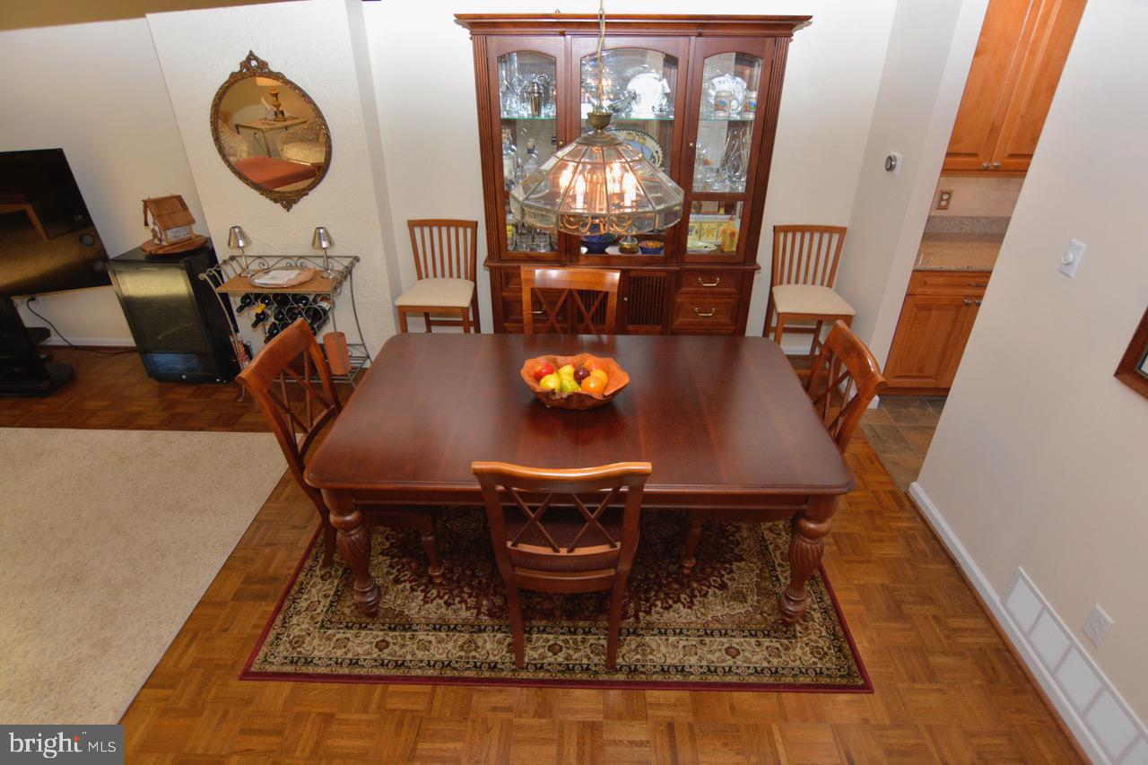 FLYING HILLS - Residential