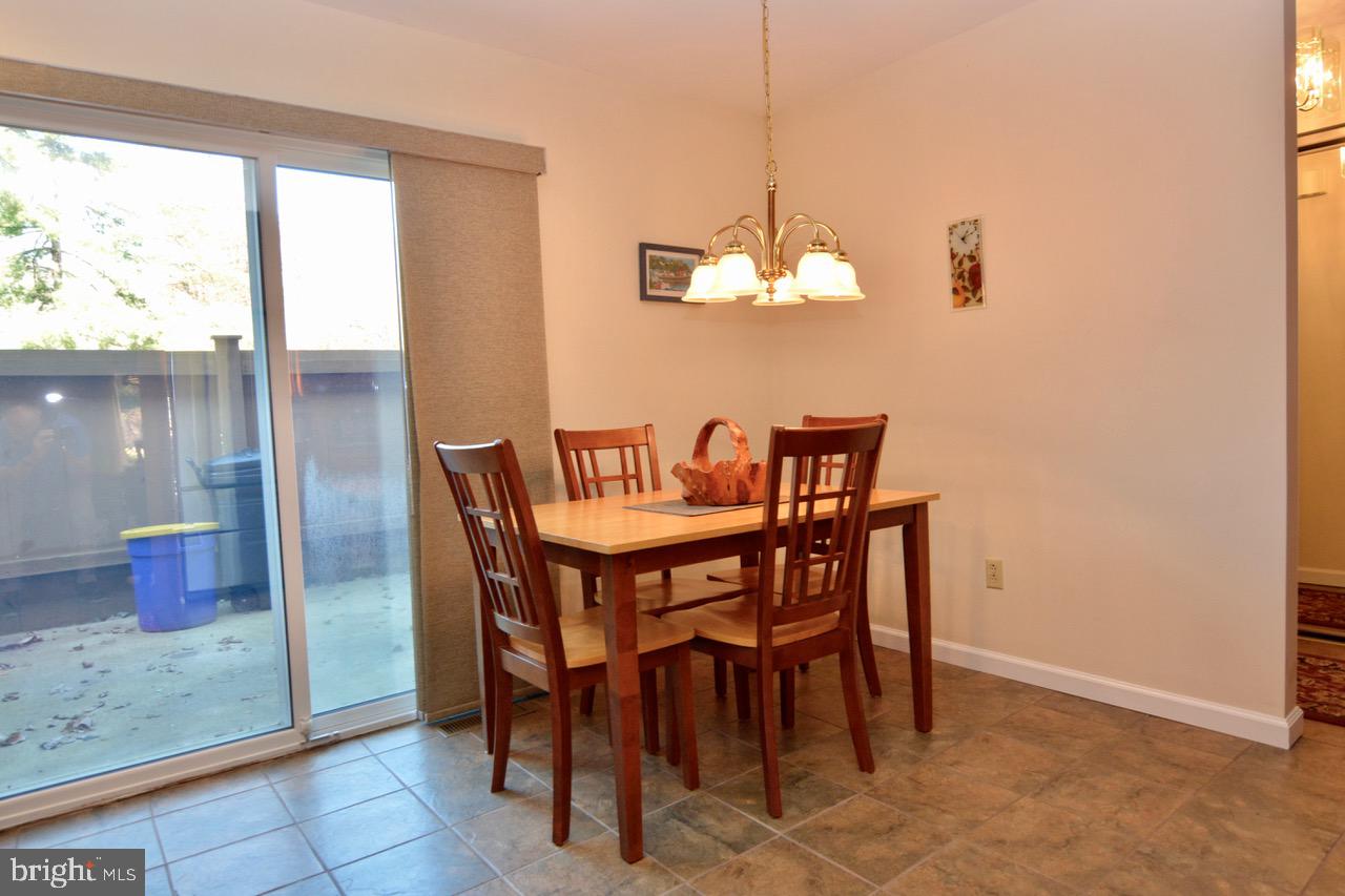 FLYING HILLS - Residential