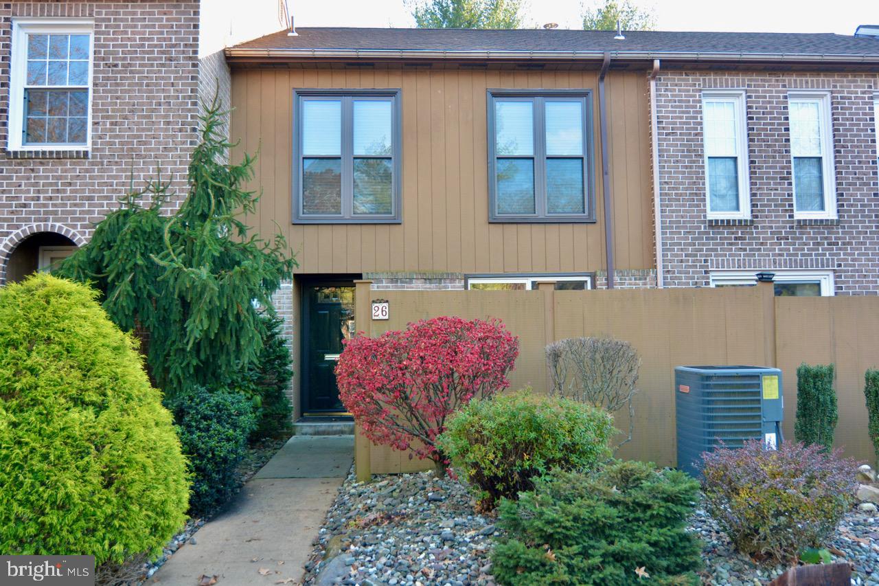 FLYING HILLS - Residential