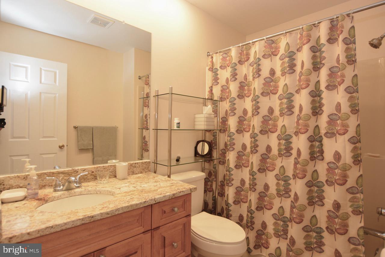 FLYING HILLS - Residential