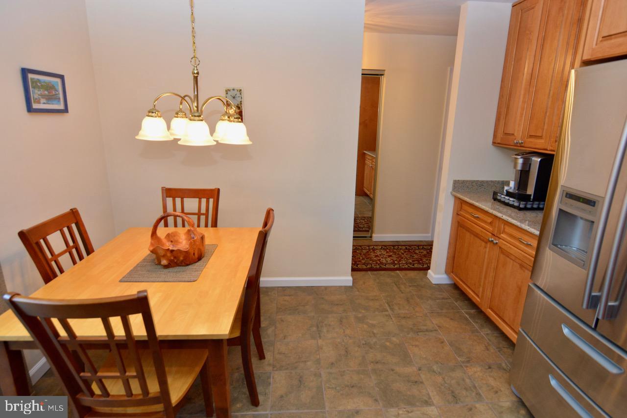 FLYING HILLS - Residential