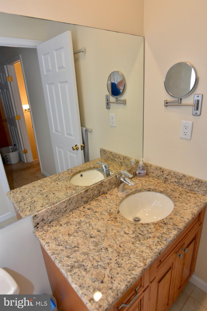 FLYING HILLS - Residential