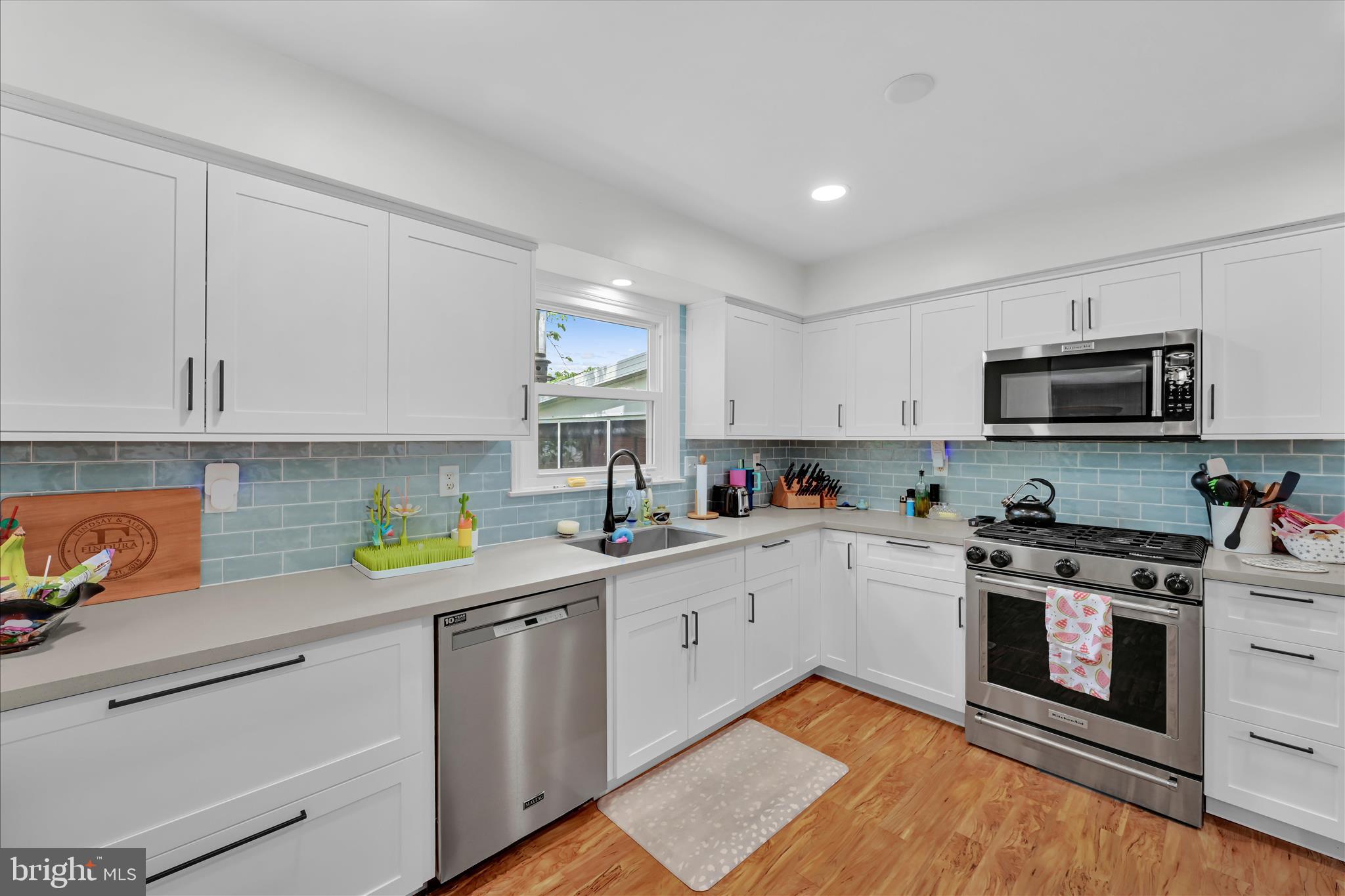 LORANE ORCHARD - Residential