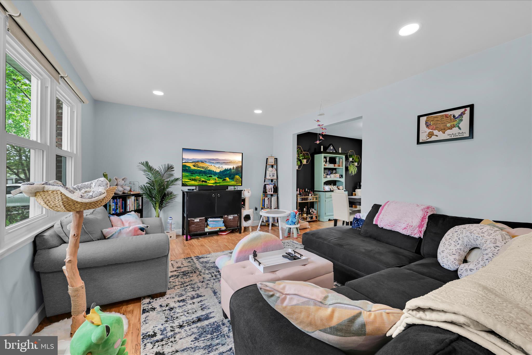 LORANE ORCHARD - Residential