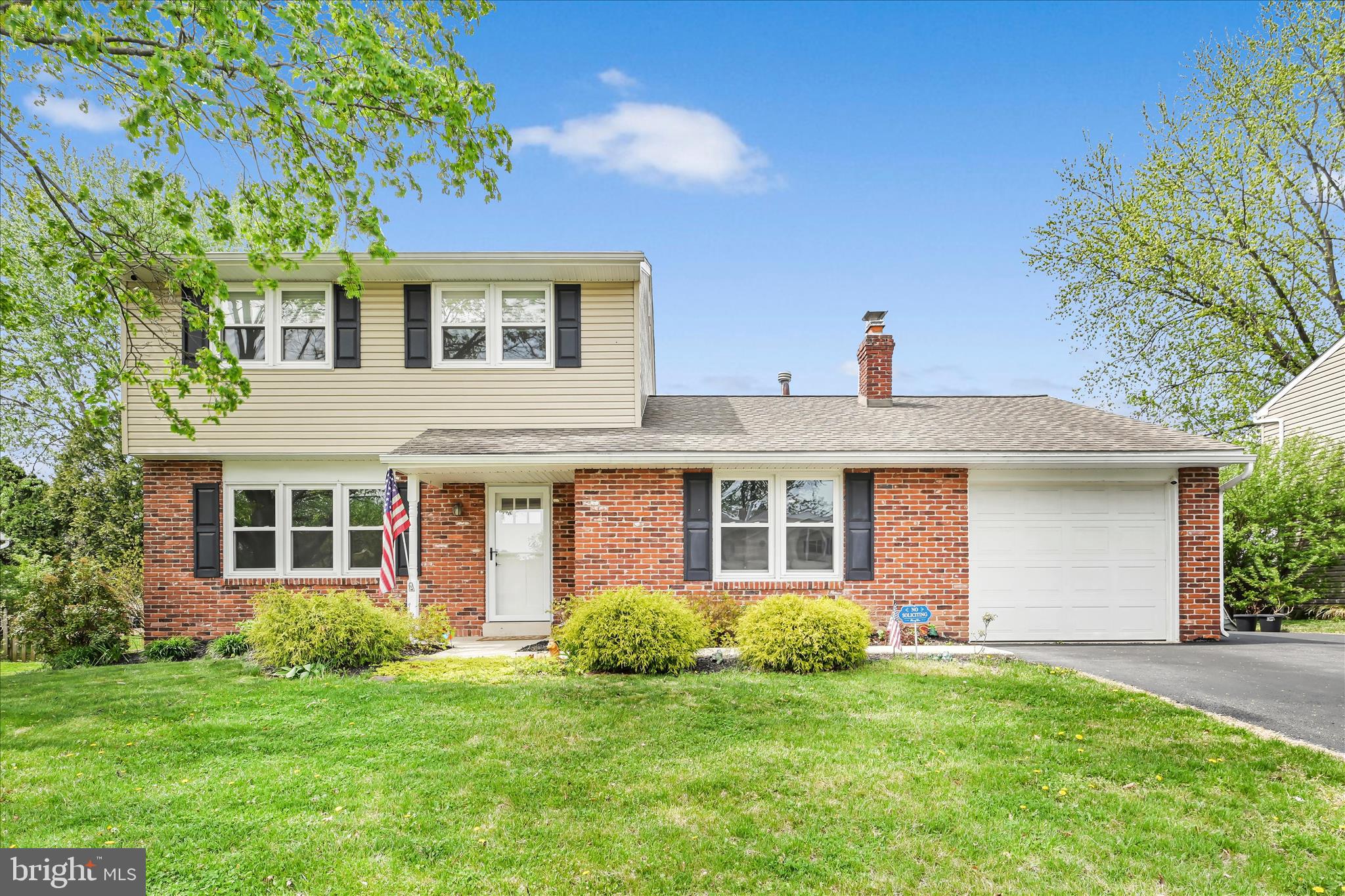 LORANE ORCHARD - Residential