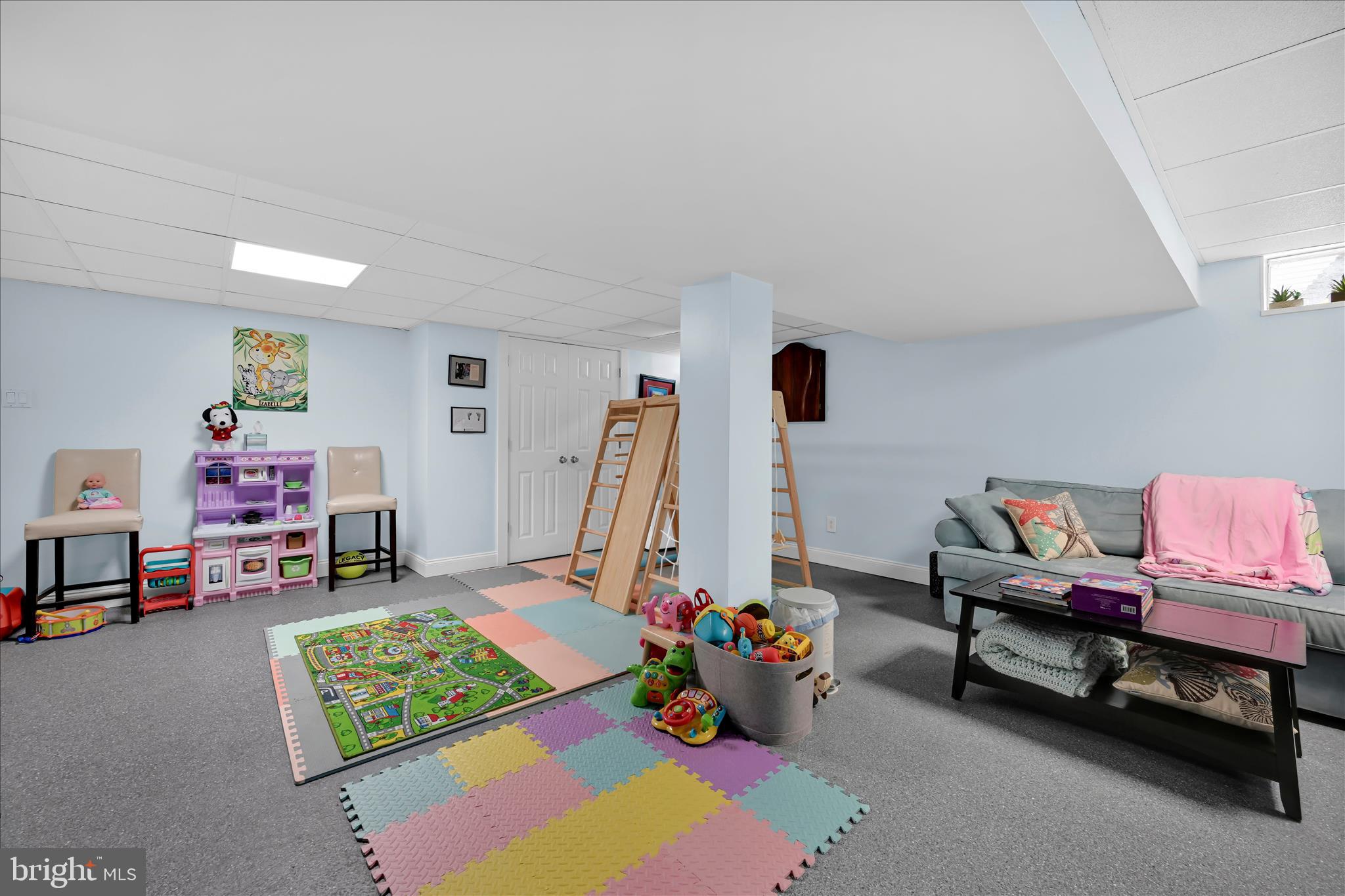 LORANE ORCHARD - Residential