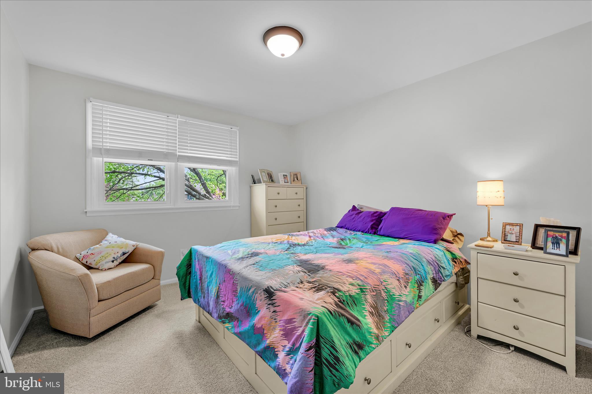 LORANE ORCHARD - Residential