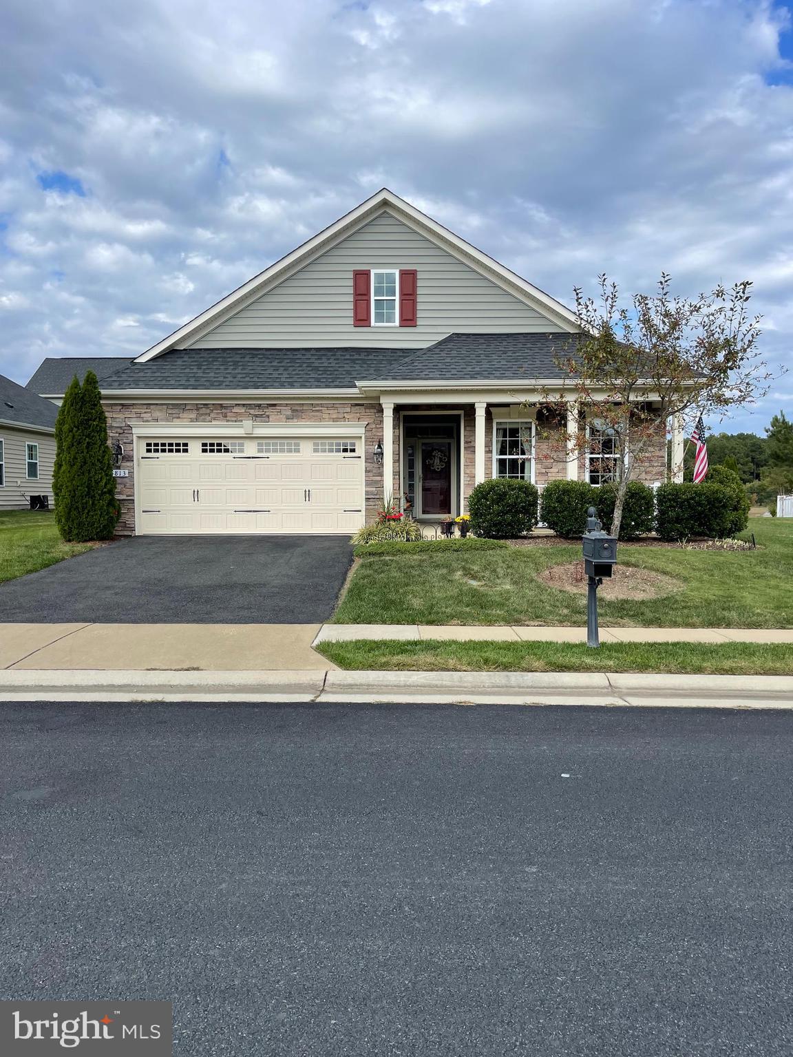 VIRGINIA HERITAGE AT LEE'S PARK - Residential