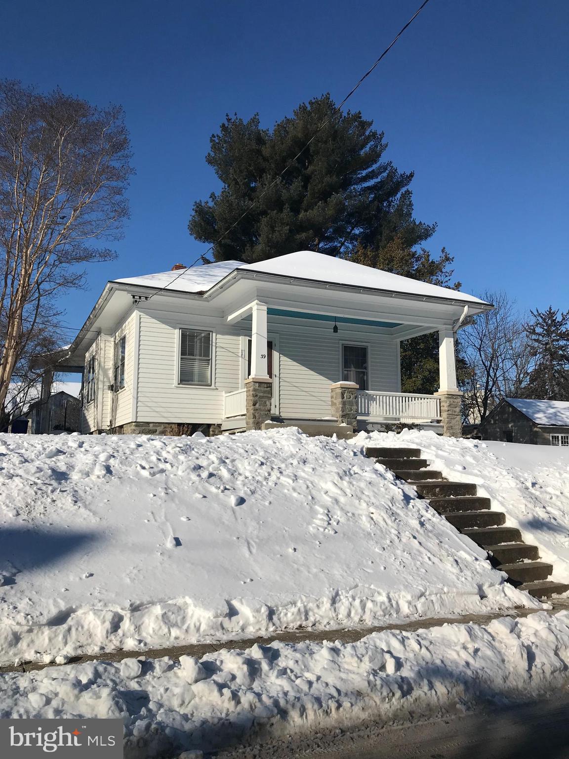 MILLERSVILLE - Residential