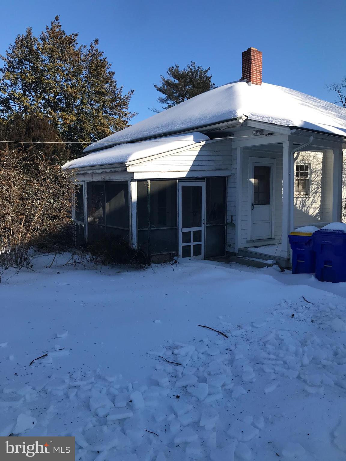 MILLERSVILLE - Residential