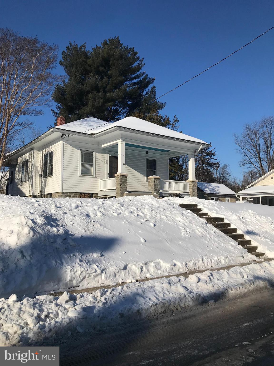 MILLERSVILLE - Residential