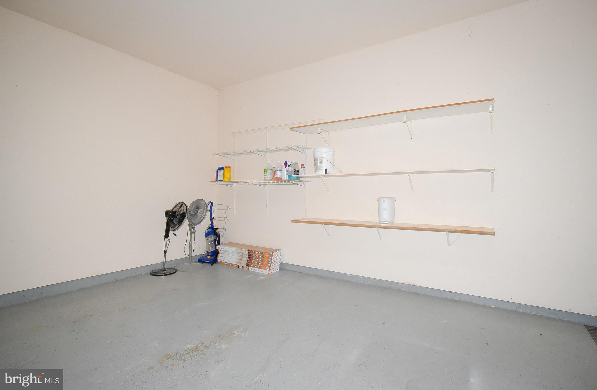 SPRING GLEN - Residential Lease