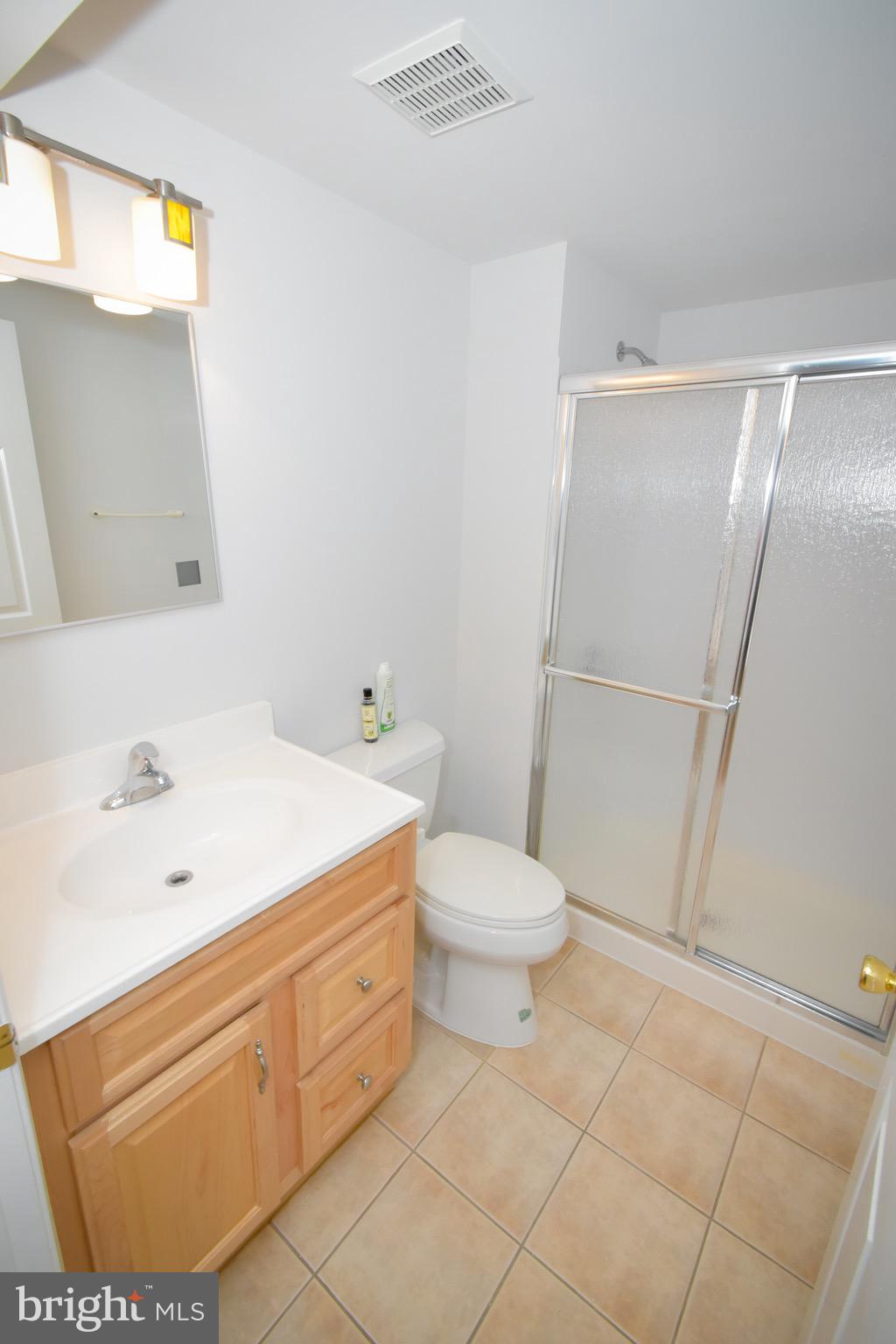 SPRING GLEN - Residential Lease