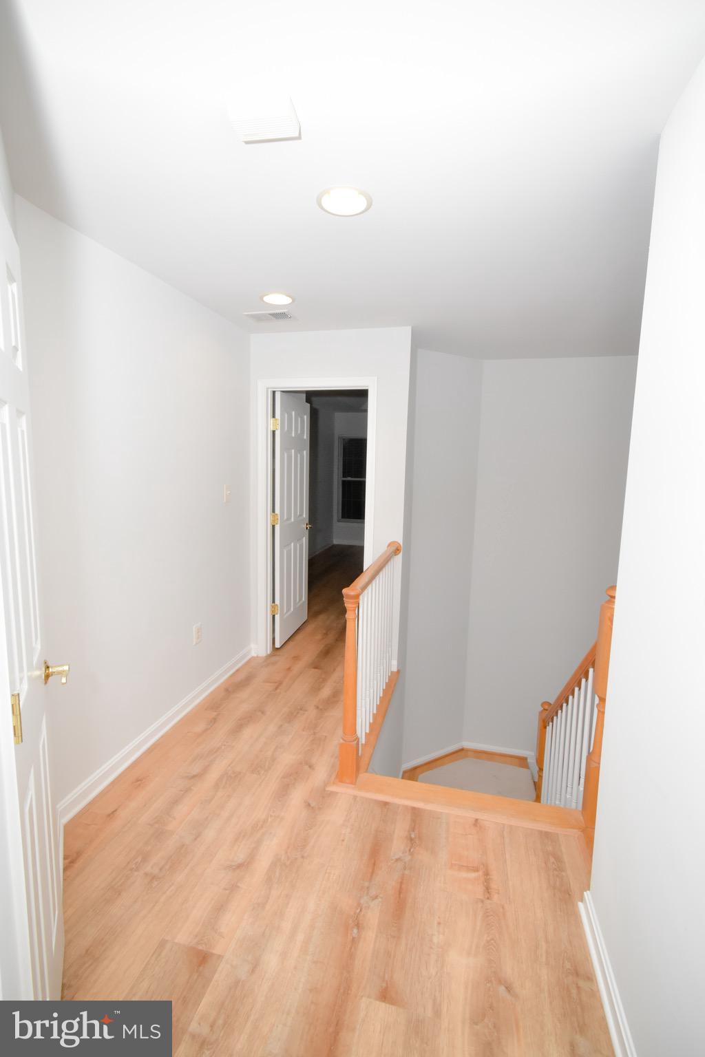 SPRING GLEN - Residential Lease