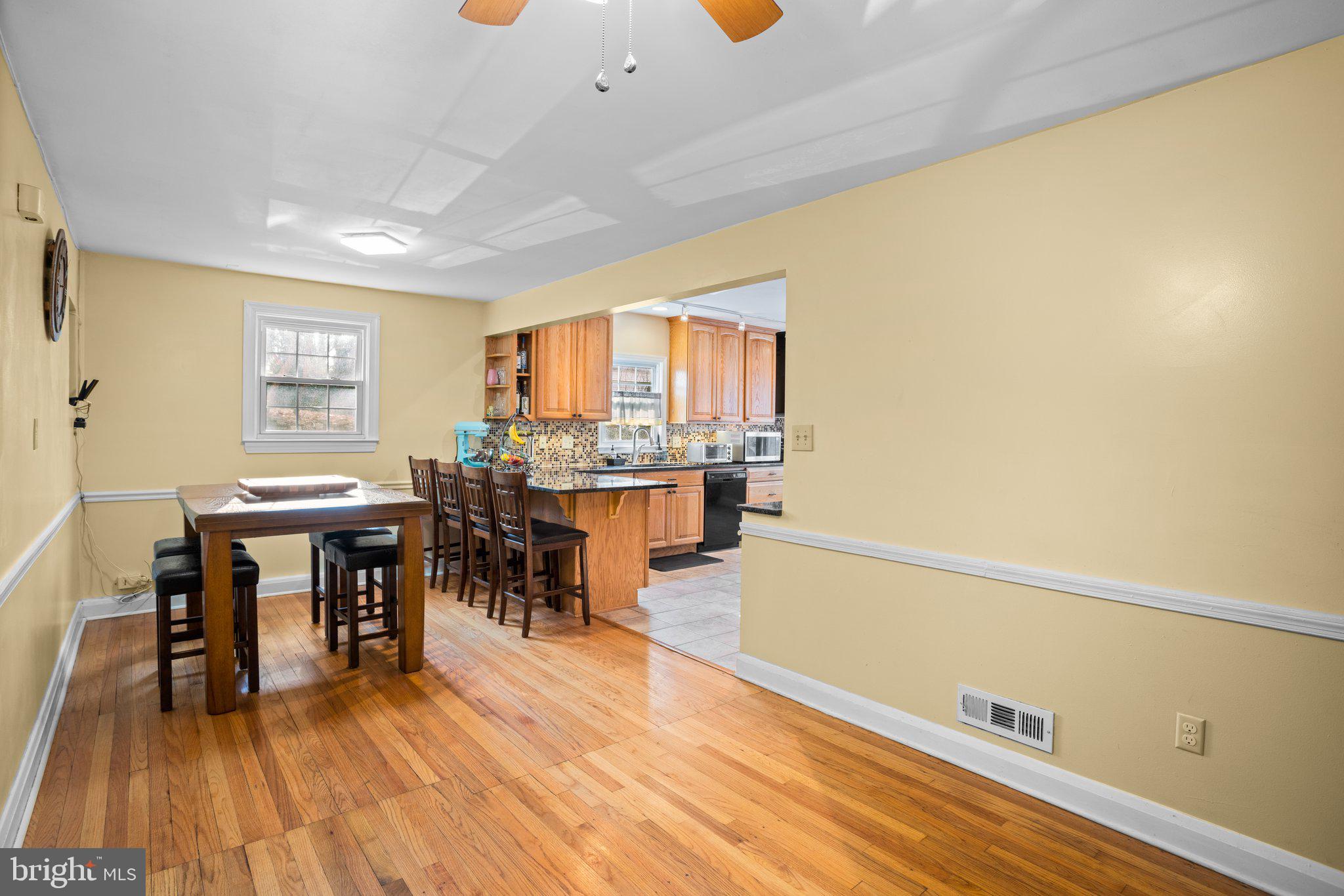 CATONSVILLE KNOLLS - Residential