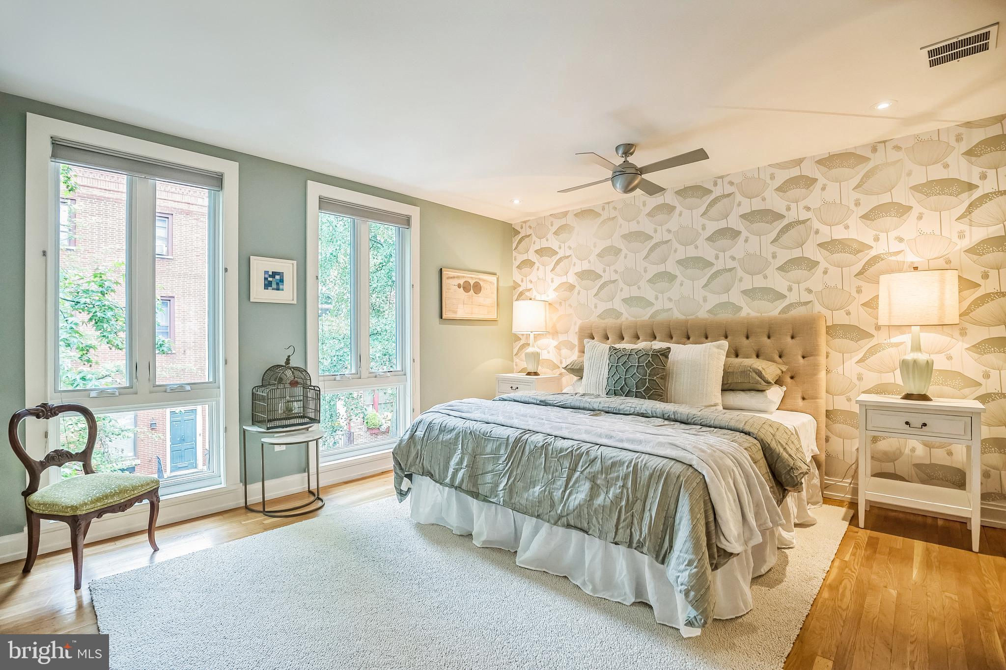 SOCIETY HILL - Residential