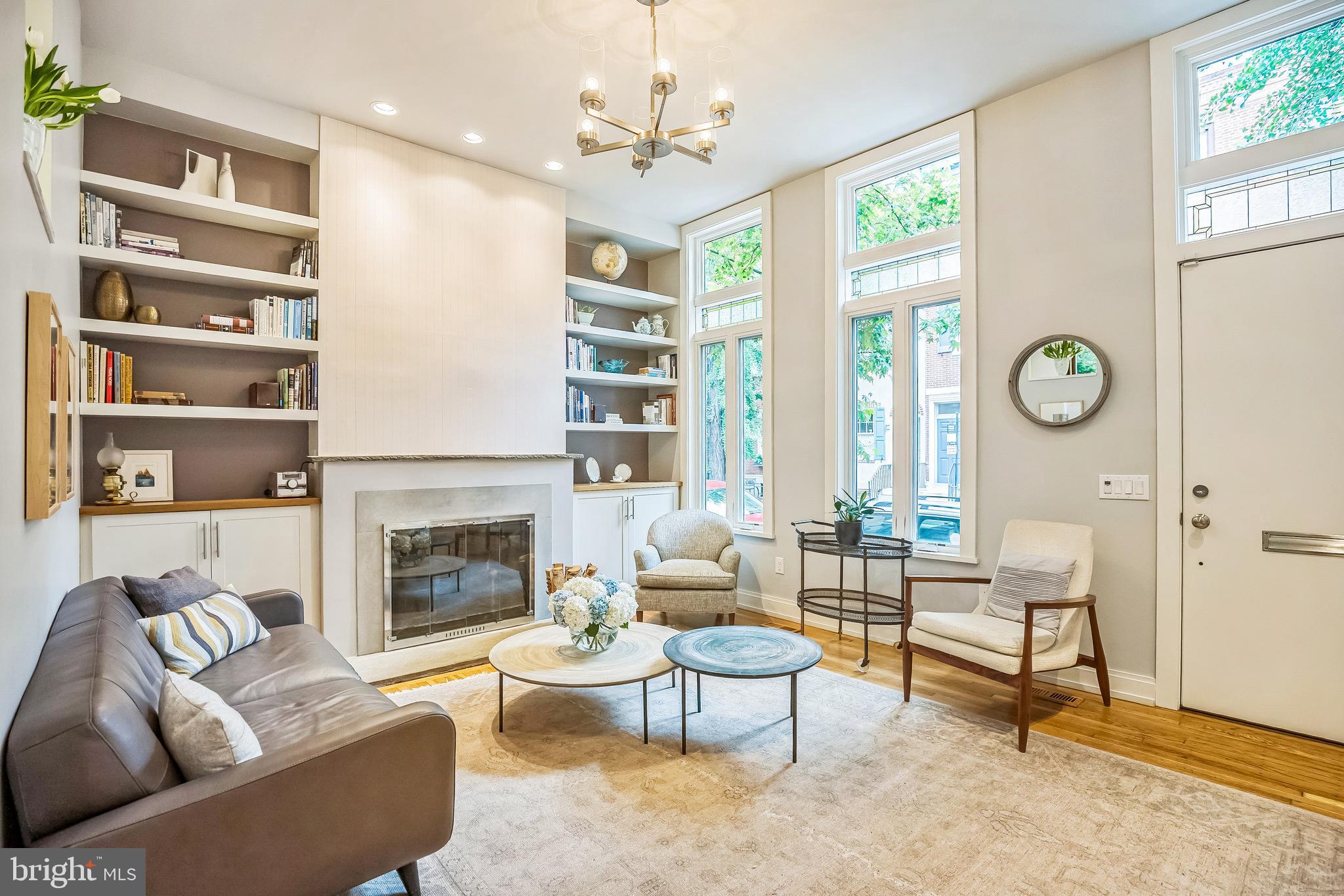 SOCIETY HILL - Residential