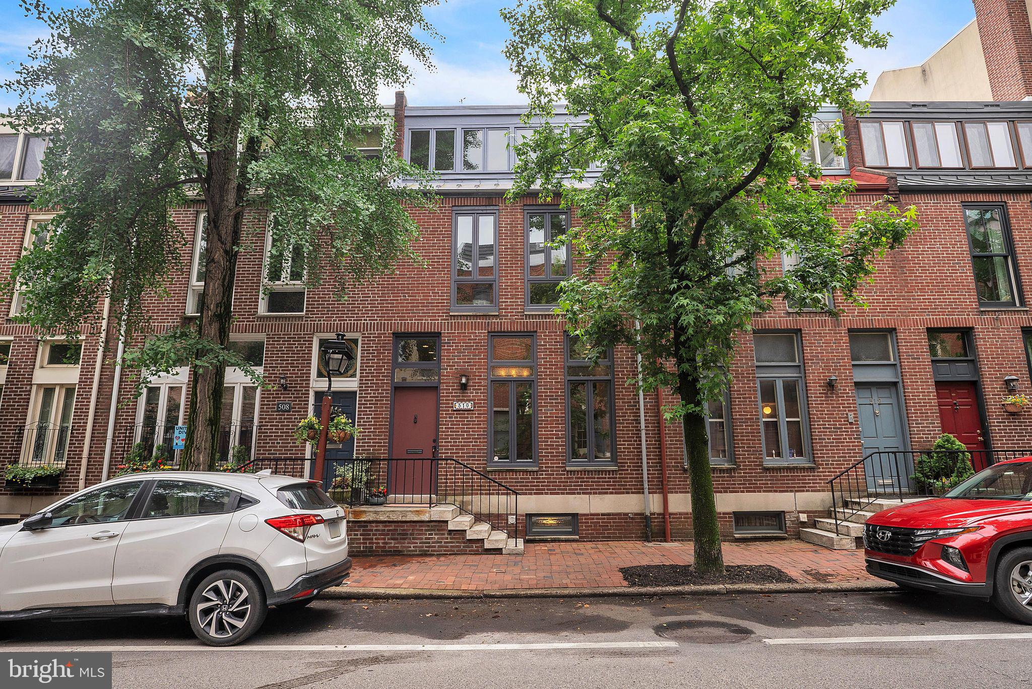 SOCIETY HILL - Residential