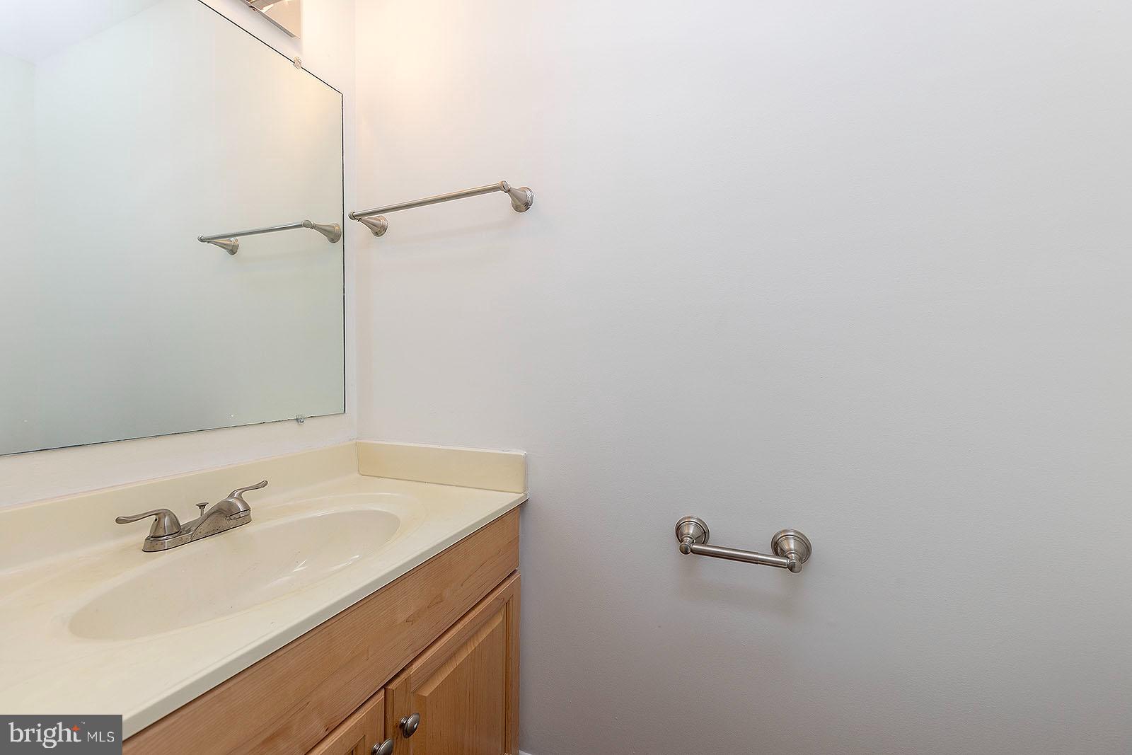 FRANKLIN FARM - Residential Lease