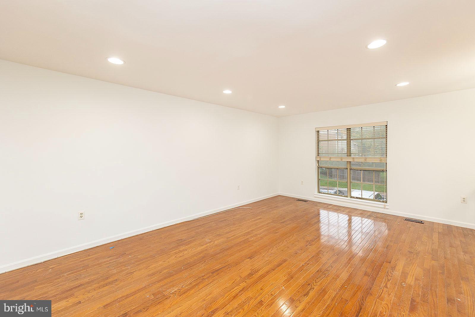 FRANKLIN FARM - Residential Lease