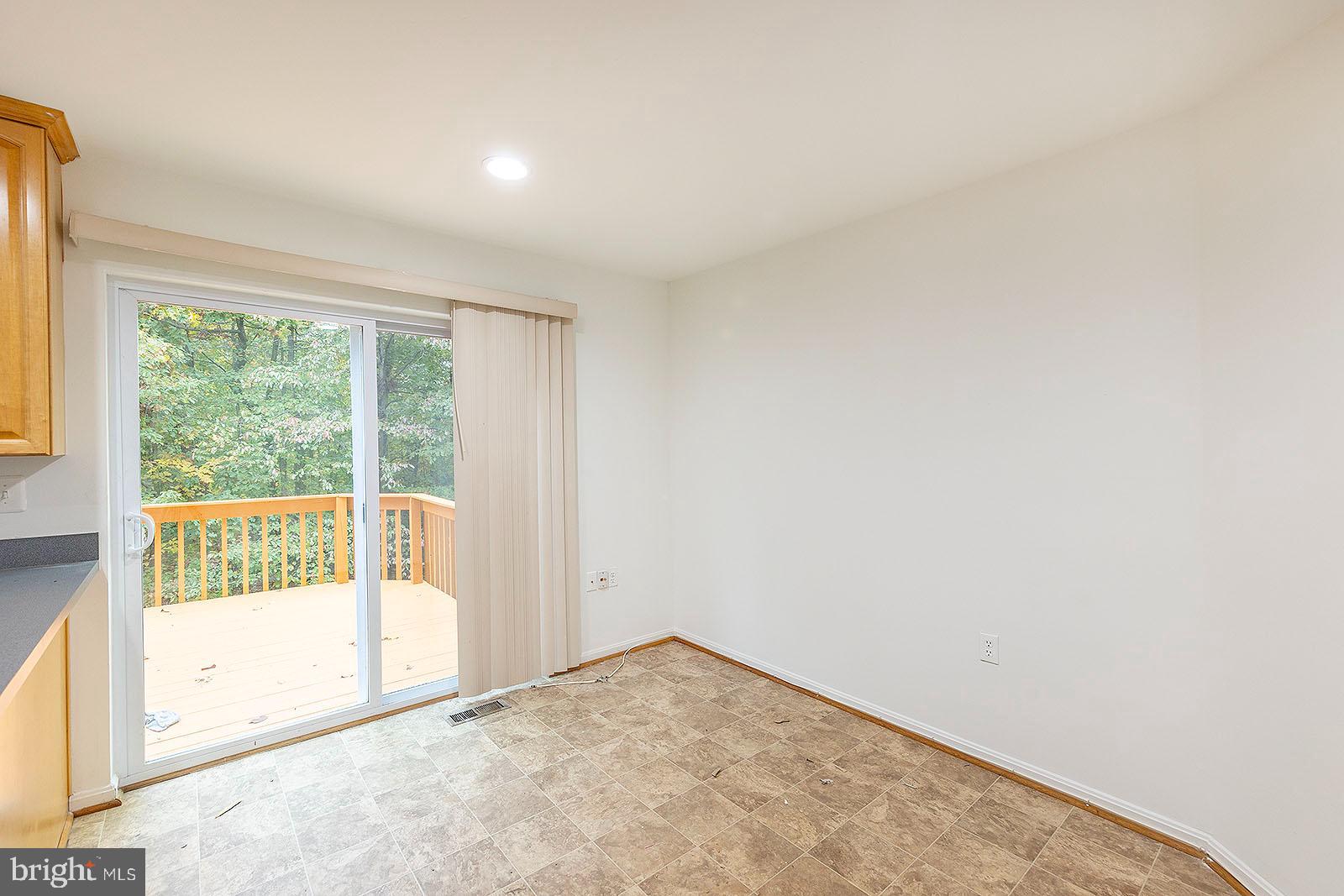 FRANKLIN FARM - Residential Lease